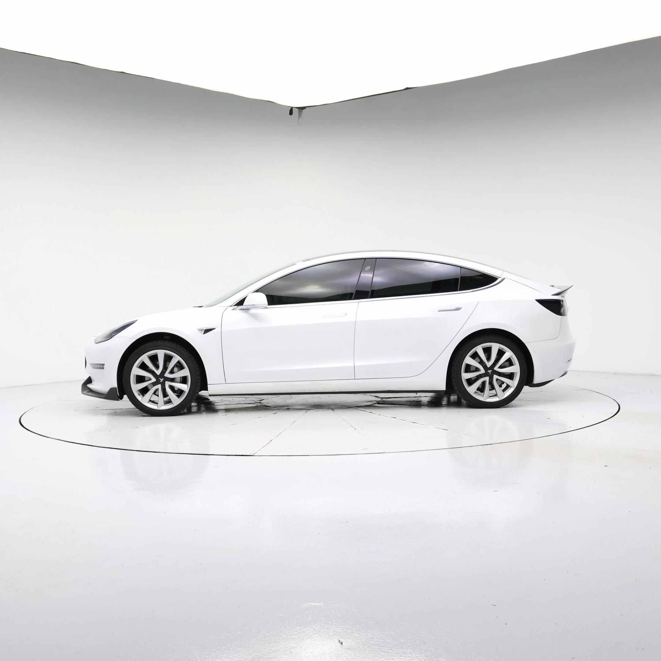 Thumbnail: 2020 Tesla Model 3 - 3