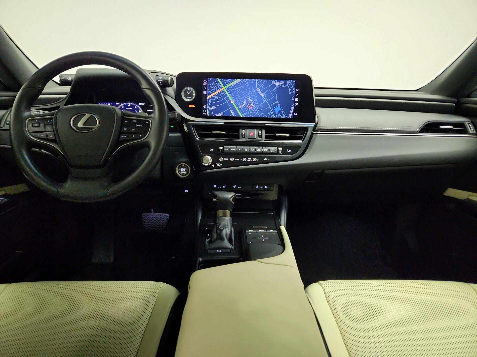 Thumbnail: 2022 Lexus ES - 9