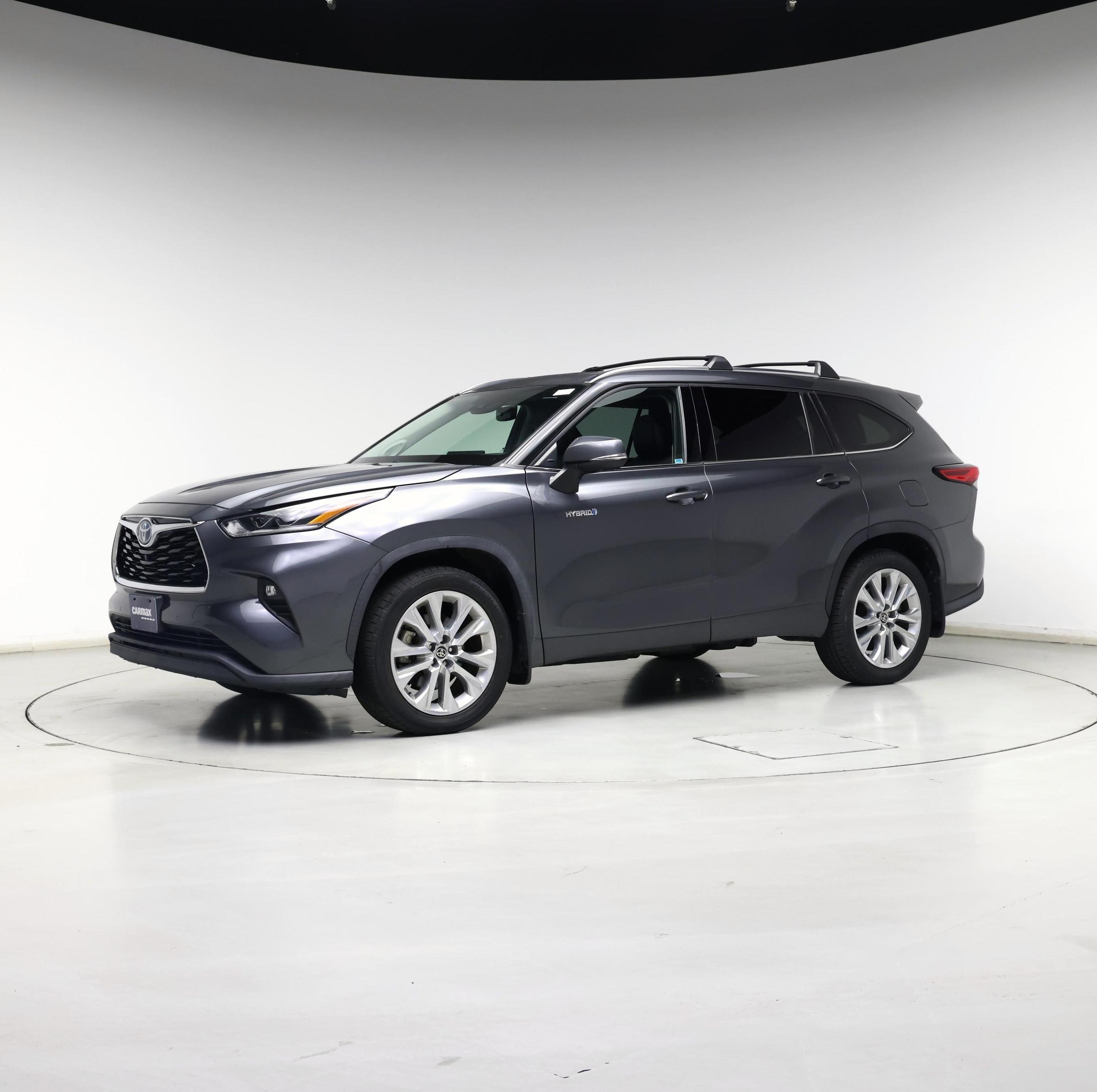 Thumbnail: 2021 Toyota Highlander - 3
