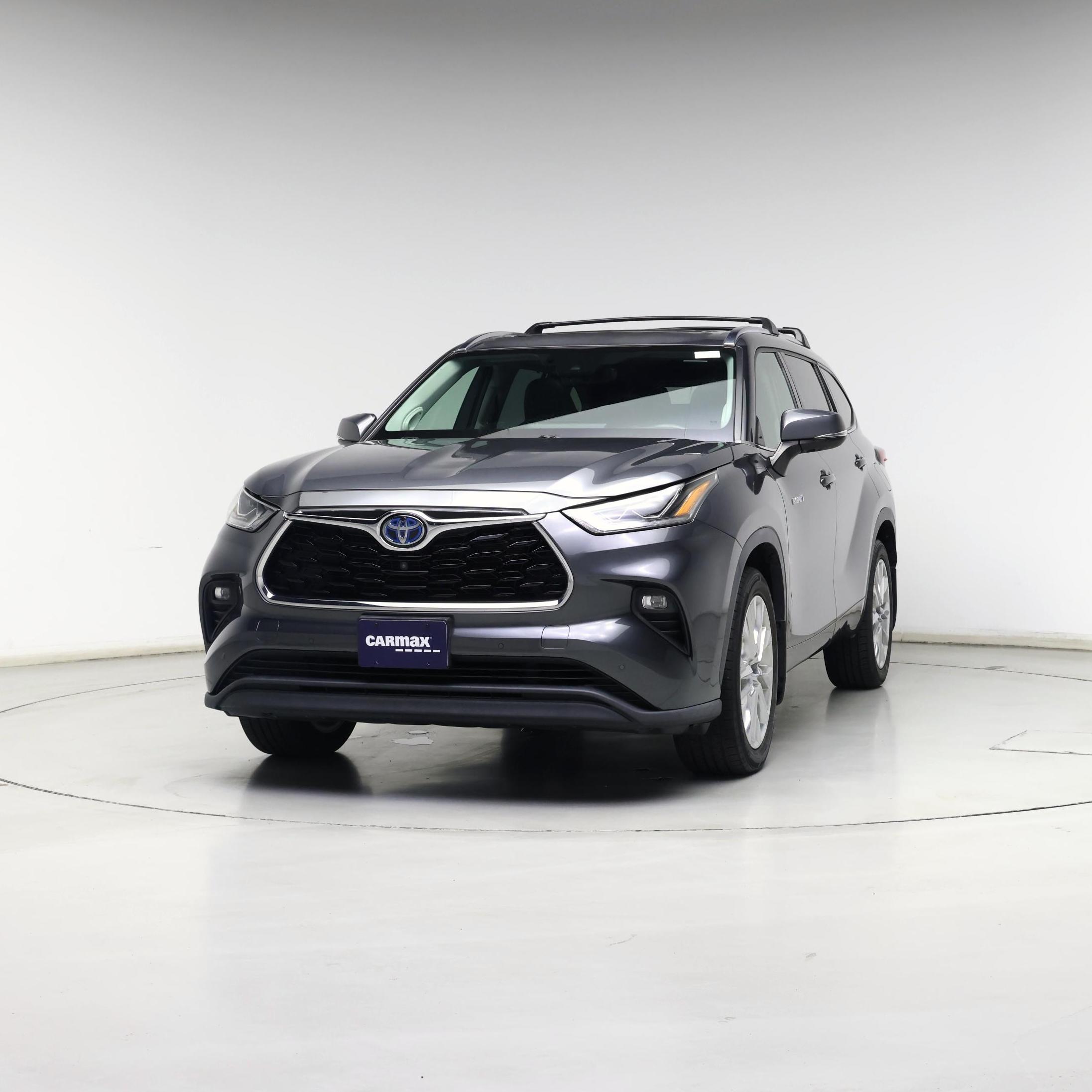 Thumbnail: 2021 Toyota Highlander - 4