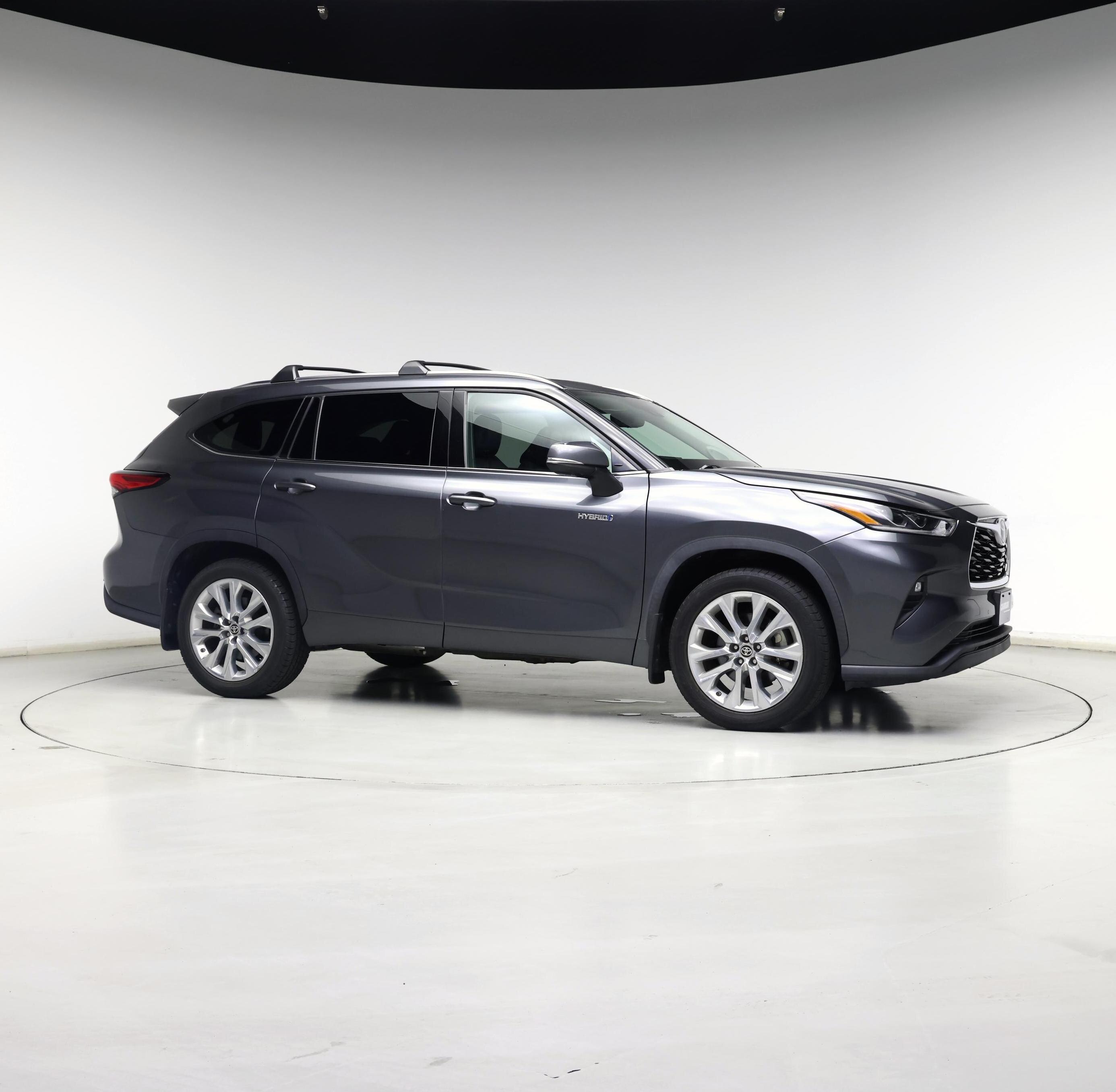 Thumbnail: 2021 Toyota Highlander - 7