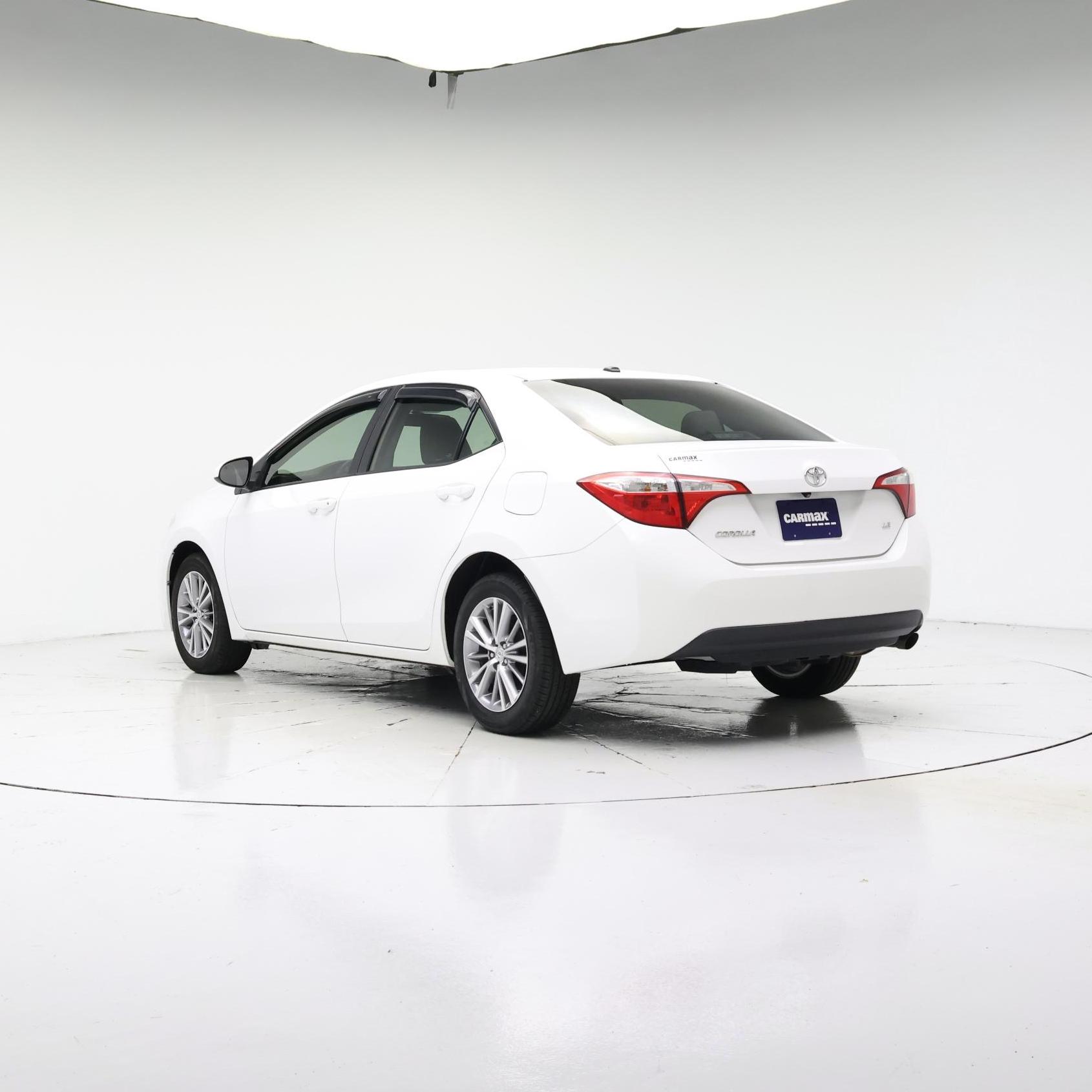 Thumbnail: 2015 Toyota Corolla - 2