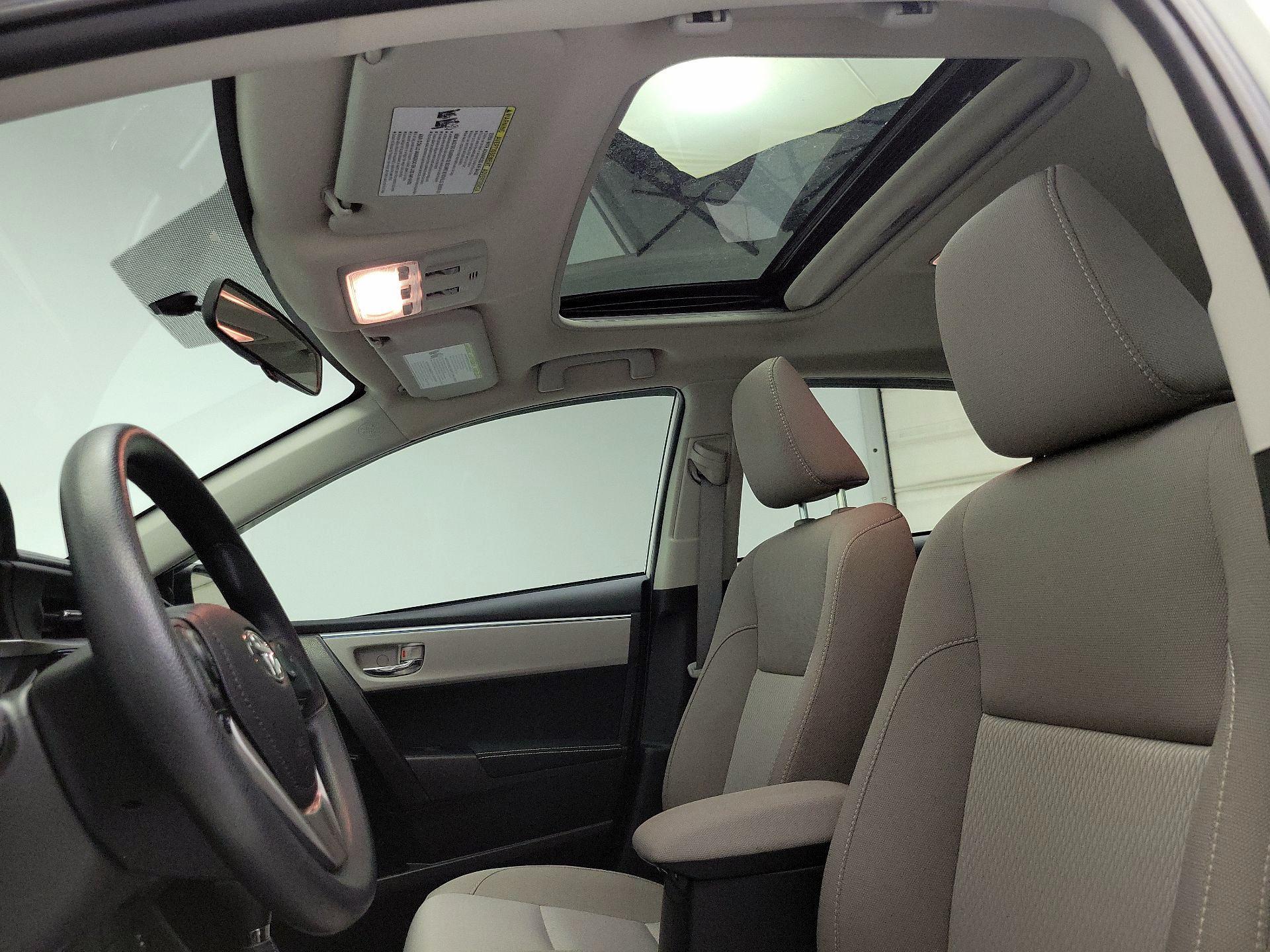 Thumbnail: 2015 Toyota Corolla - 20