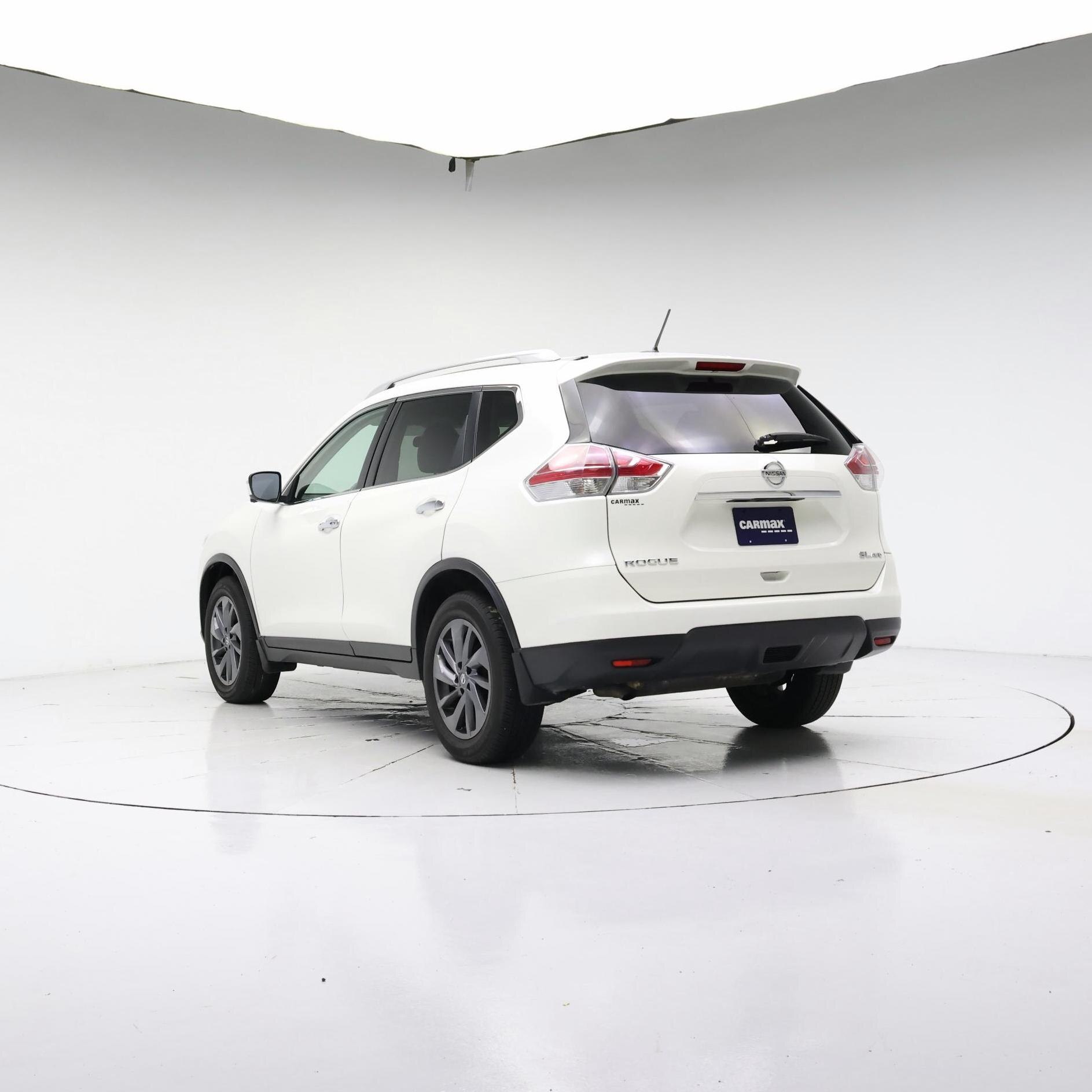 Thumbnail: 2016 Nissan Rogue - 2