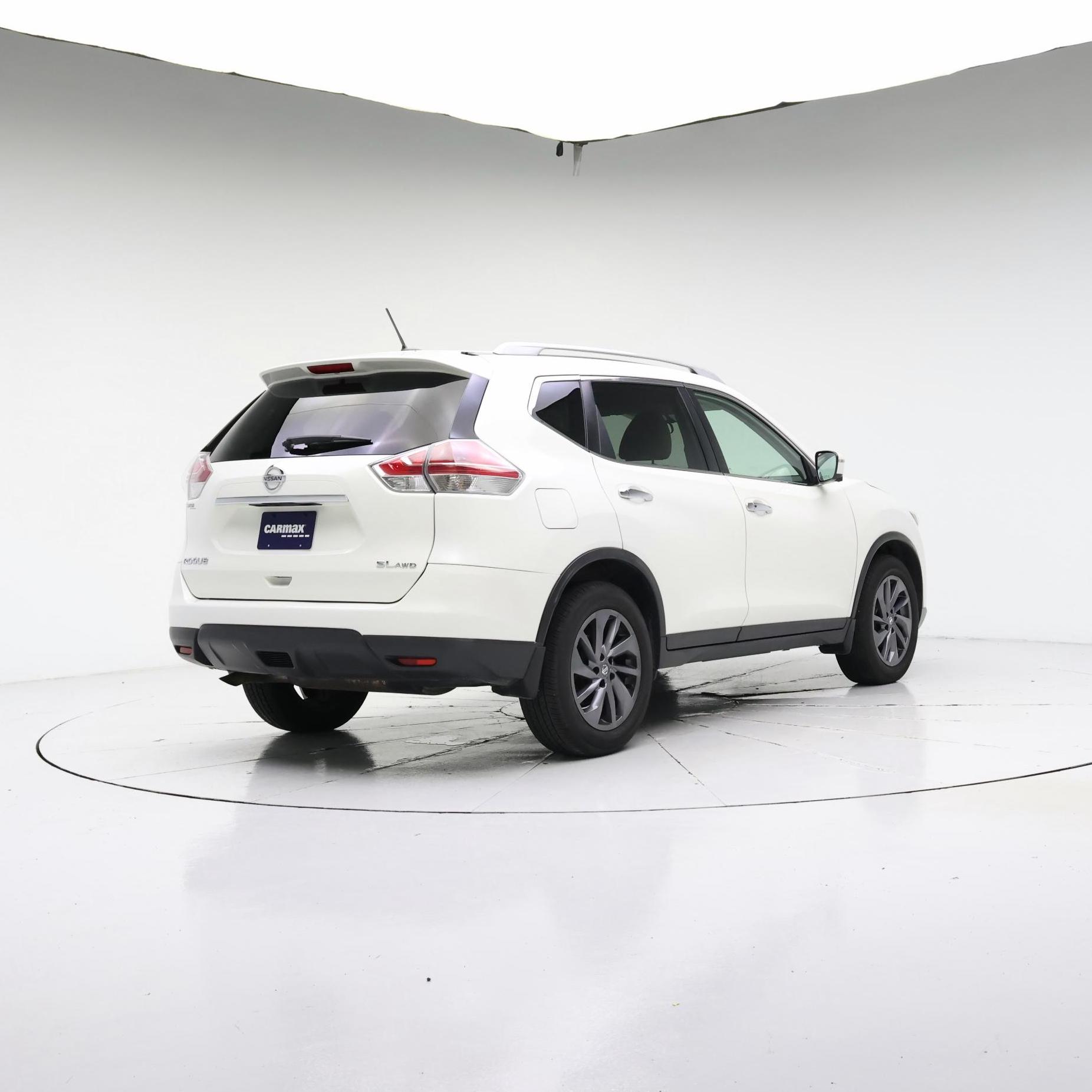 Thumbnail: 2016 Nissan Rogue - 8