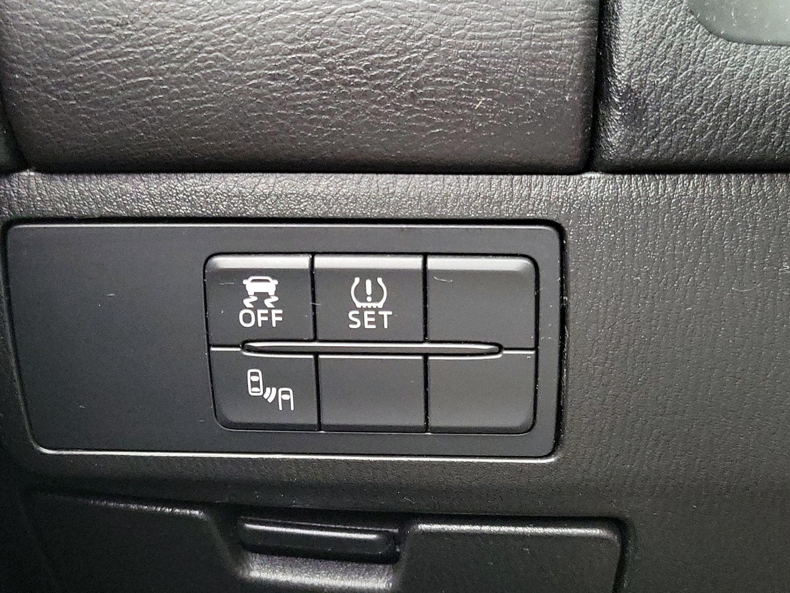 2016 Mazda MAZDA6 i Touring - Photo 14