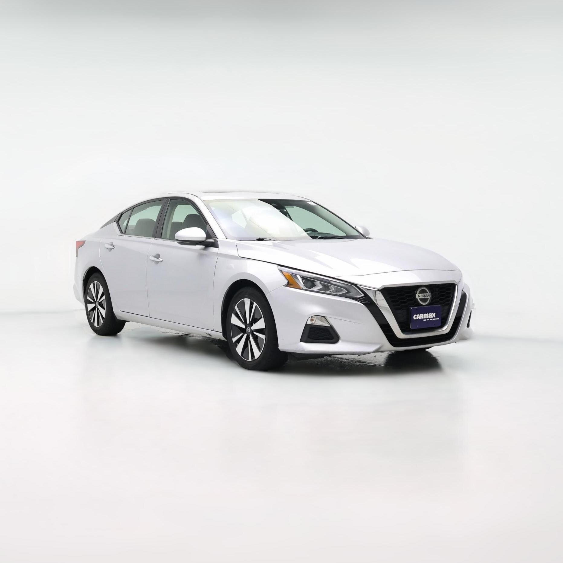 Thumbnail: 2022 Nissan Altima - 1