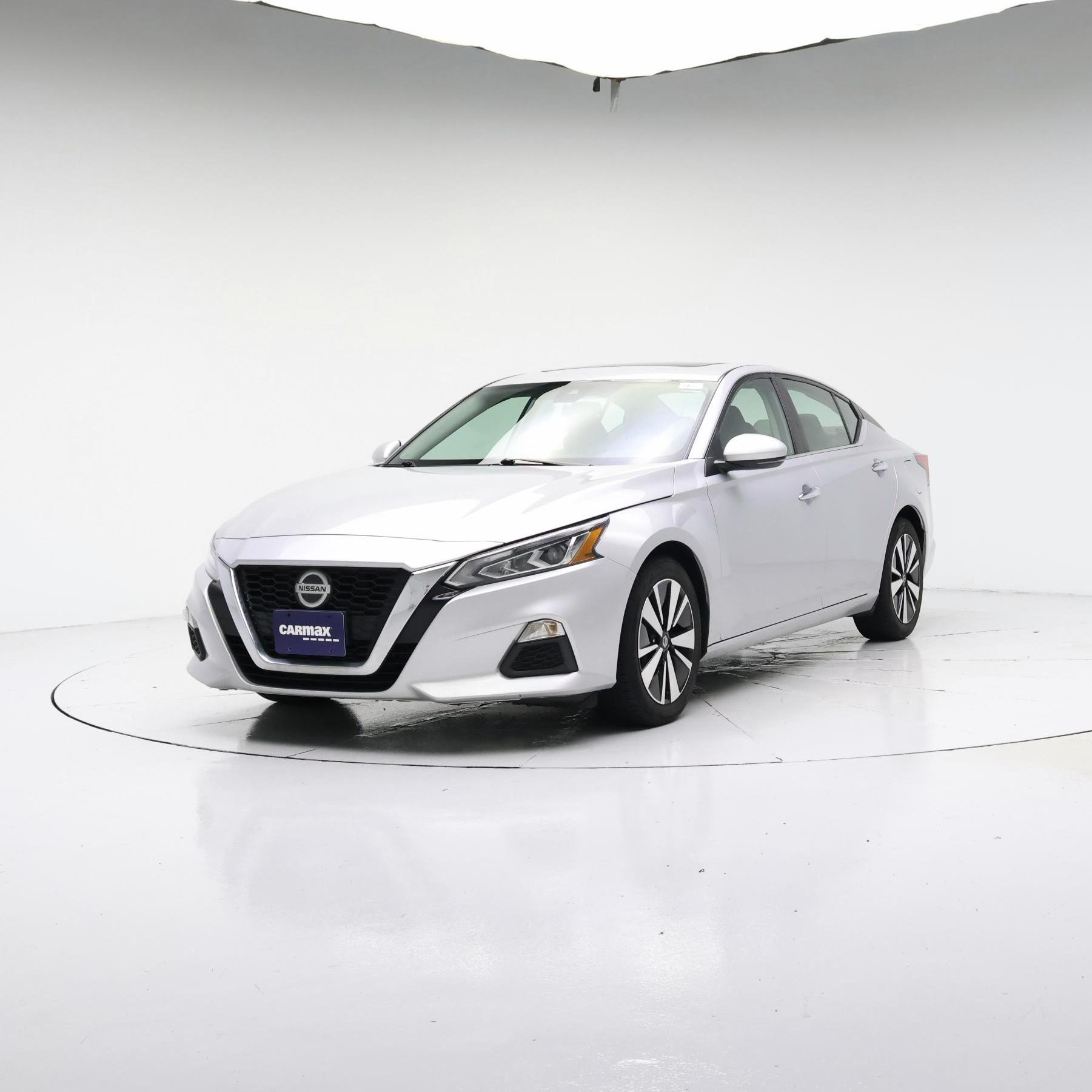 Thumbnail: 2022 Nissan Altima - 4