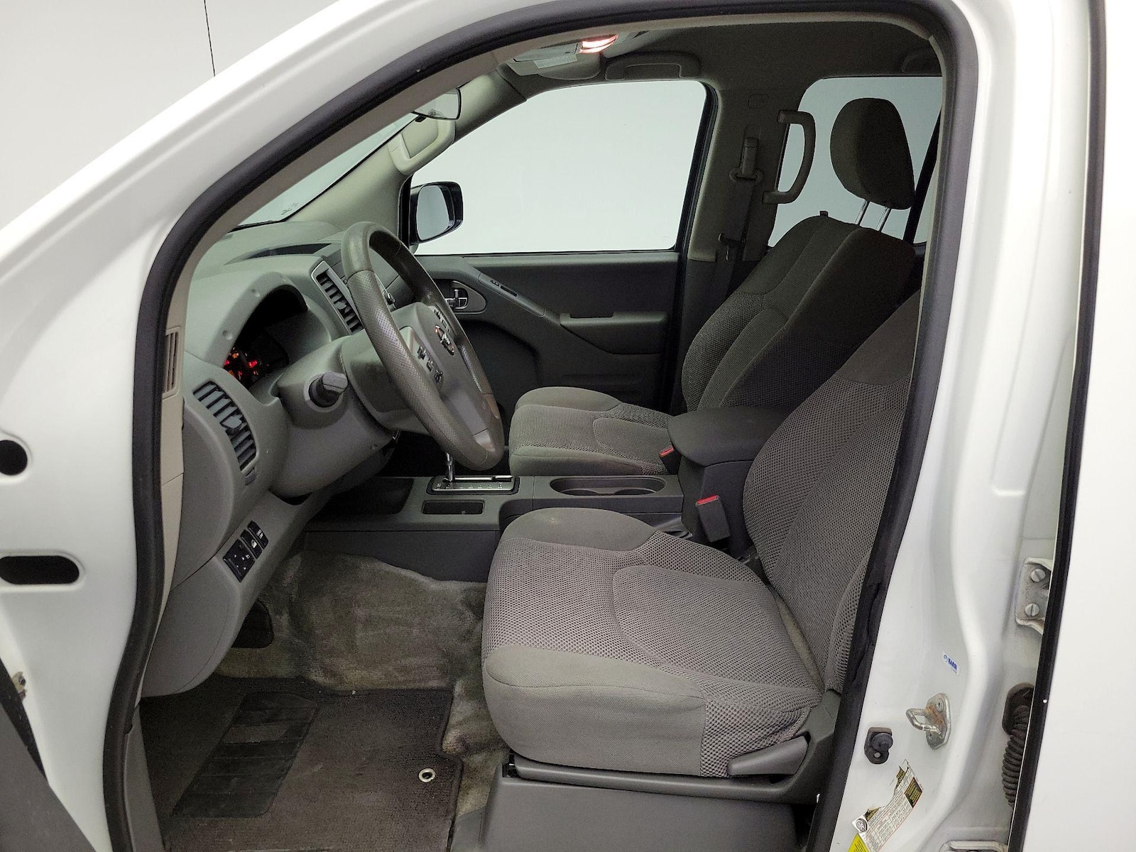 2018 Nissan Frontier SV - Photo 12