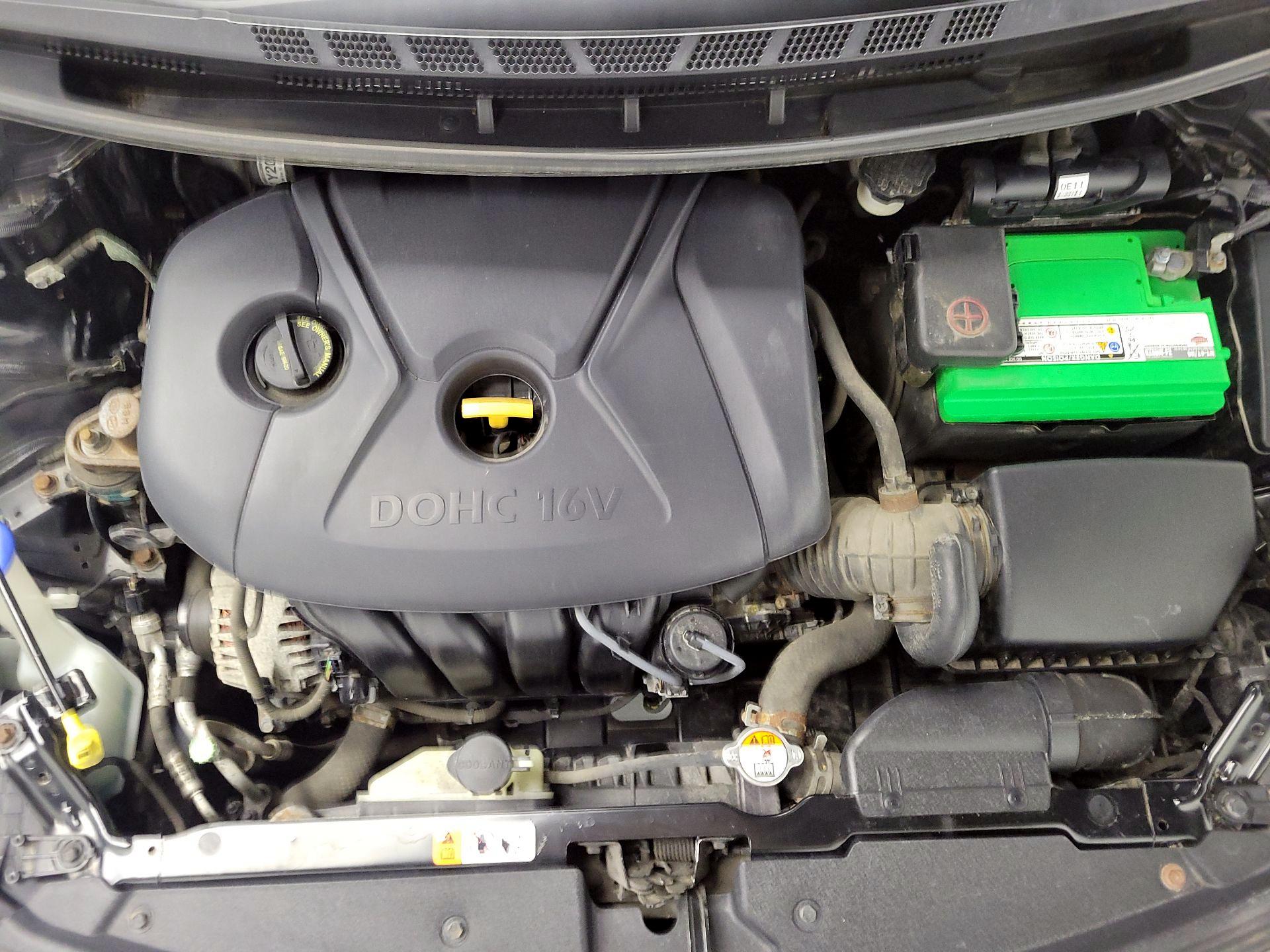 Thumbnail: 2016 Kia Forte - 17