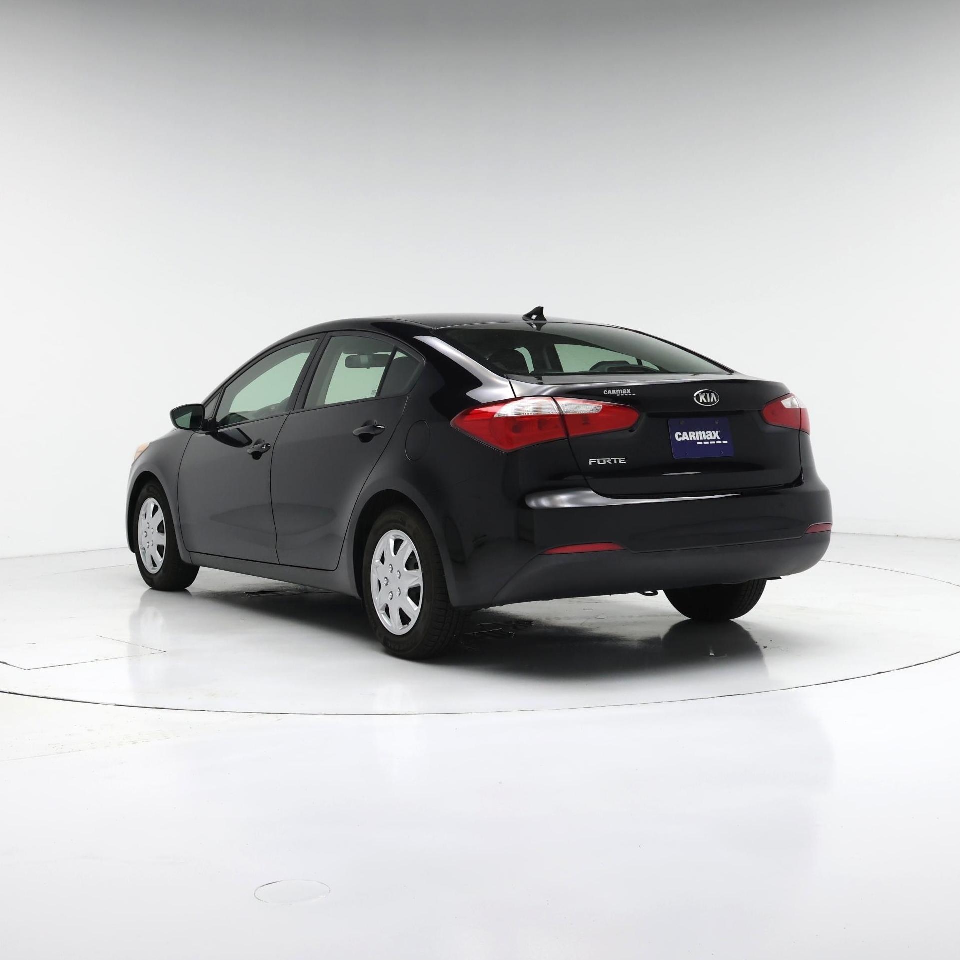 Thumbnail: 2016 Kia Forte - 2