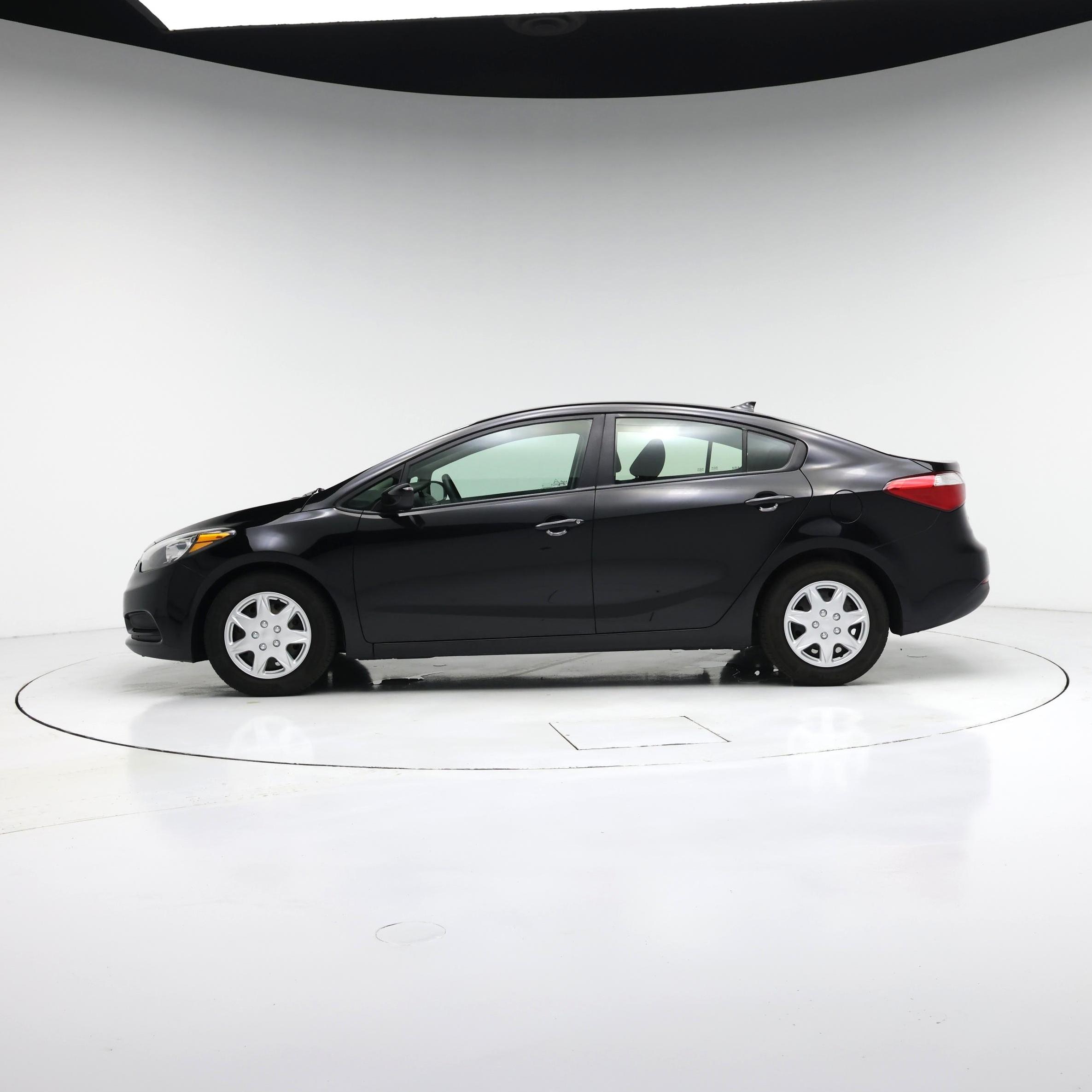 Thumbnail: 2016 Kia Forte - 3
