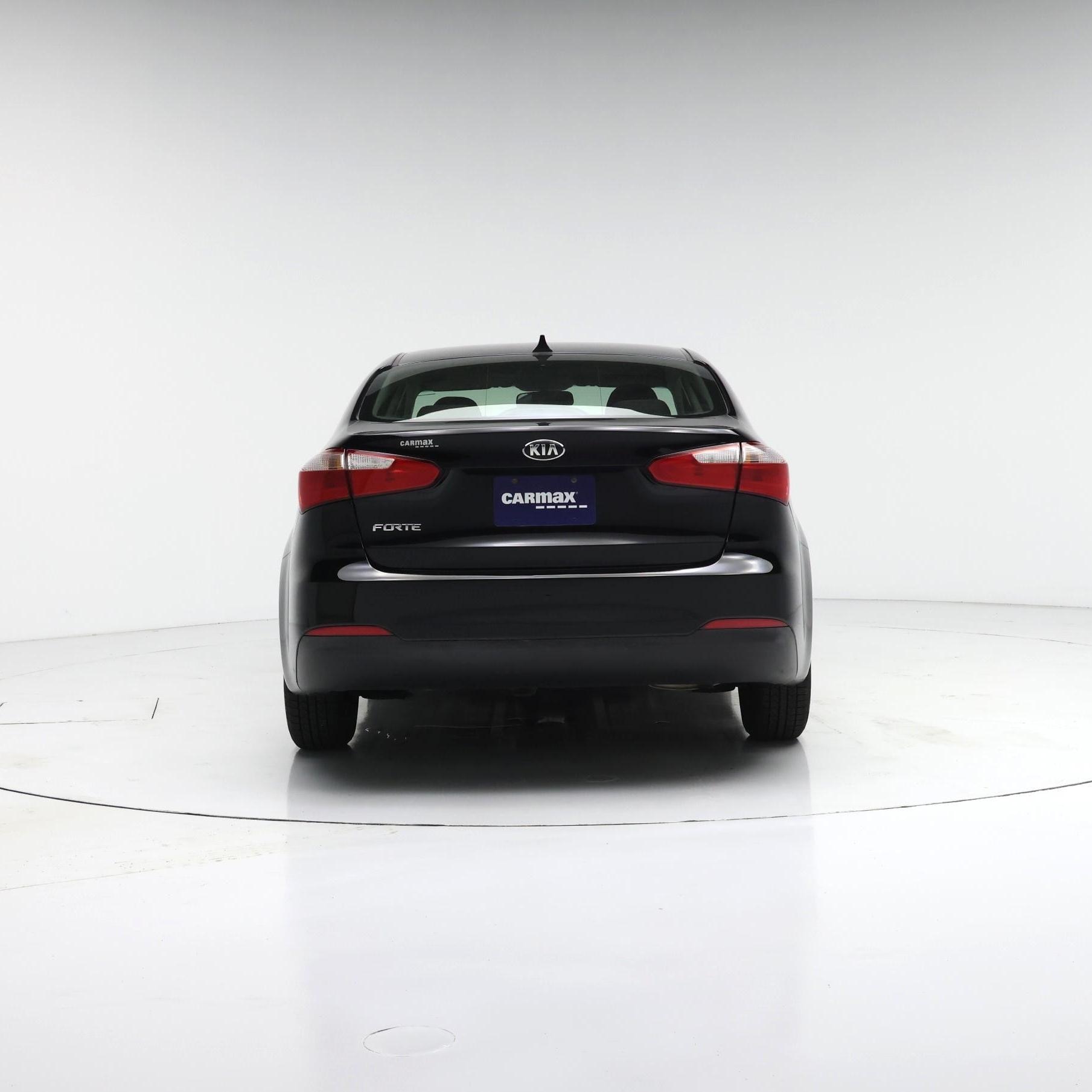 Thumbnail: 2016 Kia Forte - 6