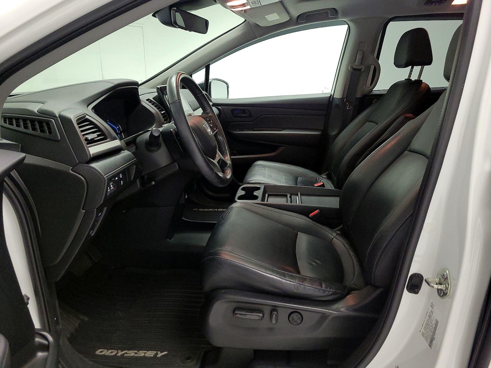 2021 Honda Odyssey EX-L - Photo 12