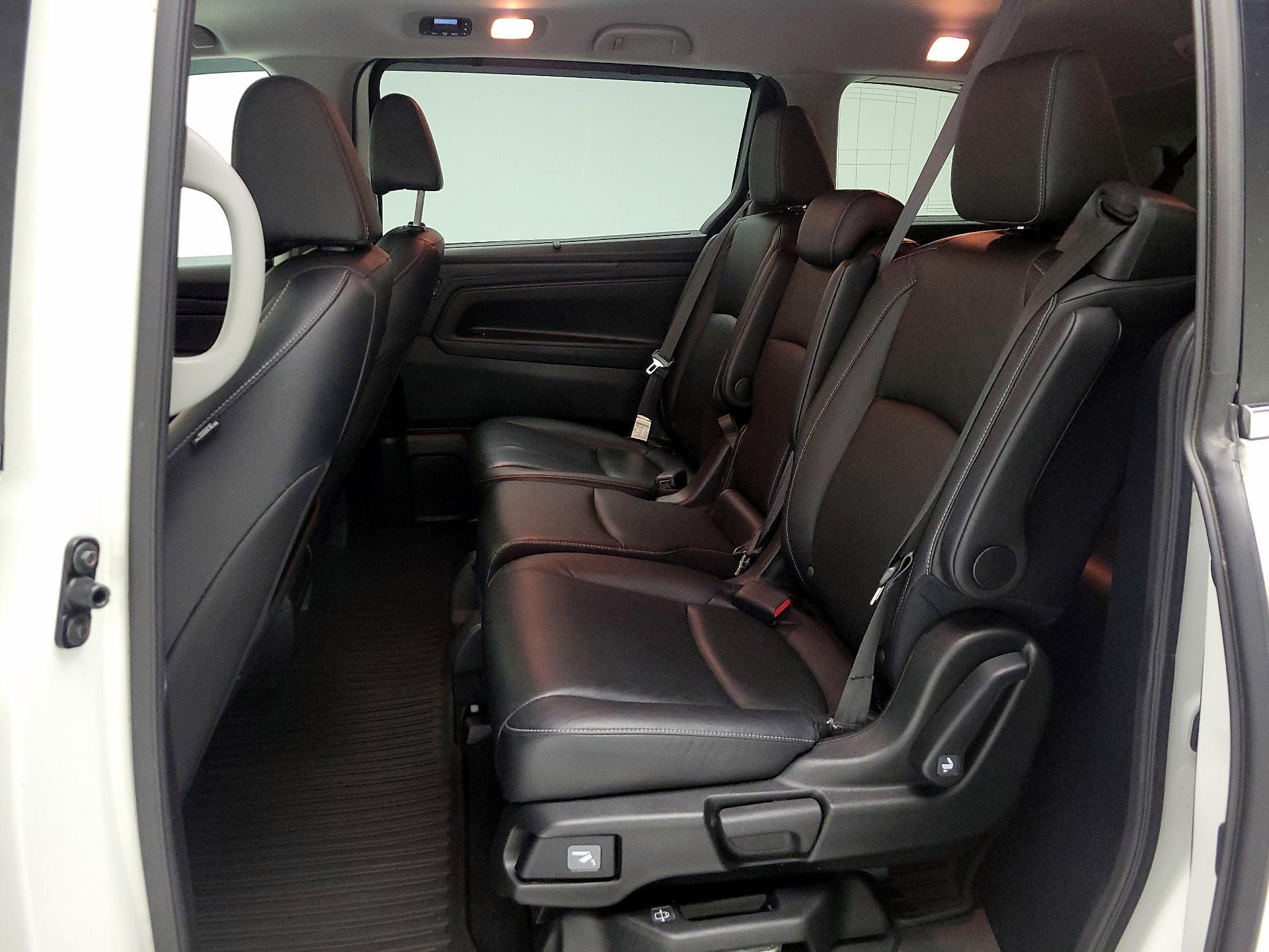 Thumbnail: 2021 Honda Odyssey - 18