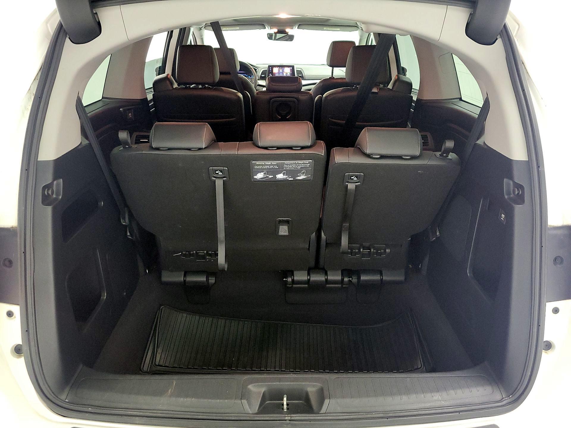 Thumbnail: 2021 Honda Odyssey - 20