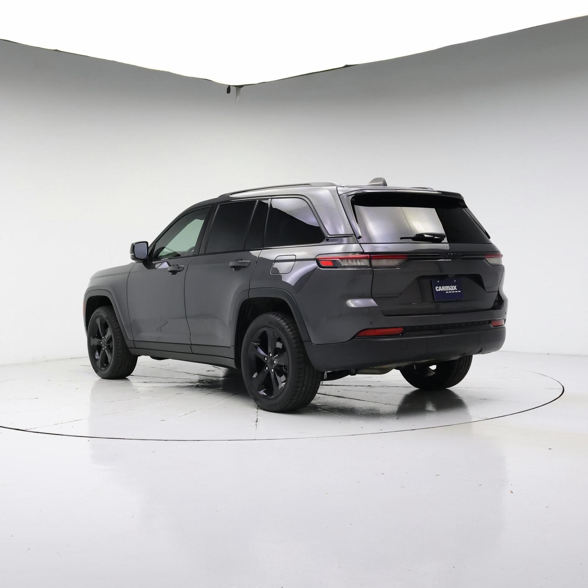 Thumbnail: 2023 Jeep Grand Cherokee - 2