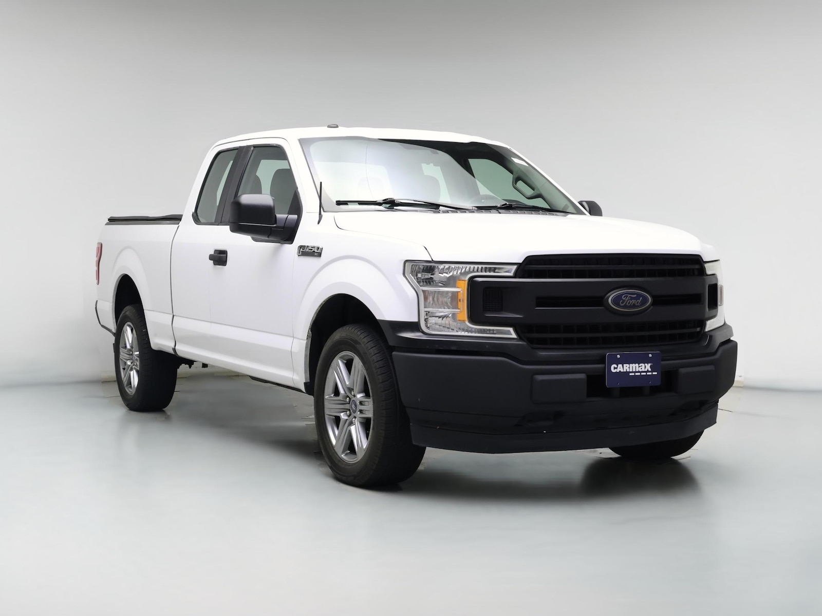 Bed Cover, Bed Liner, Tow Hitch