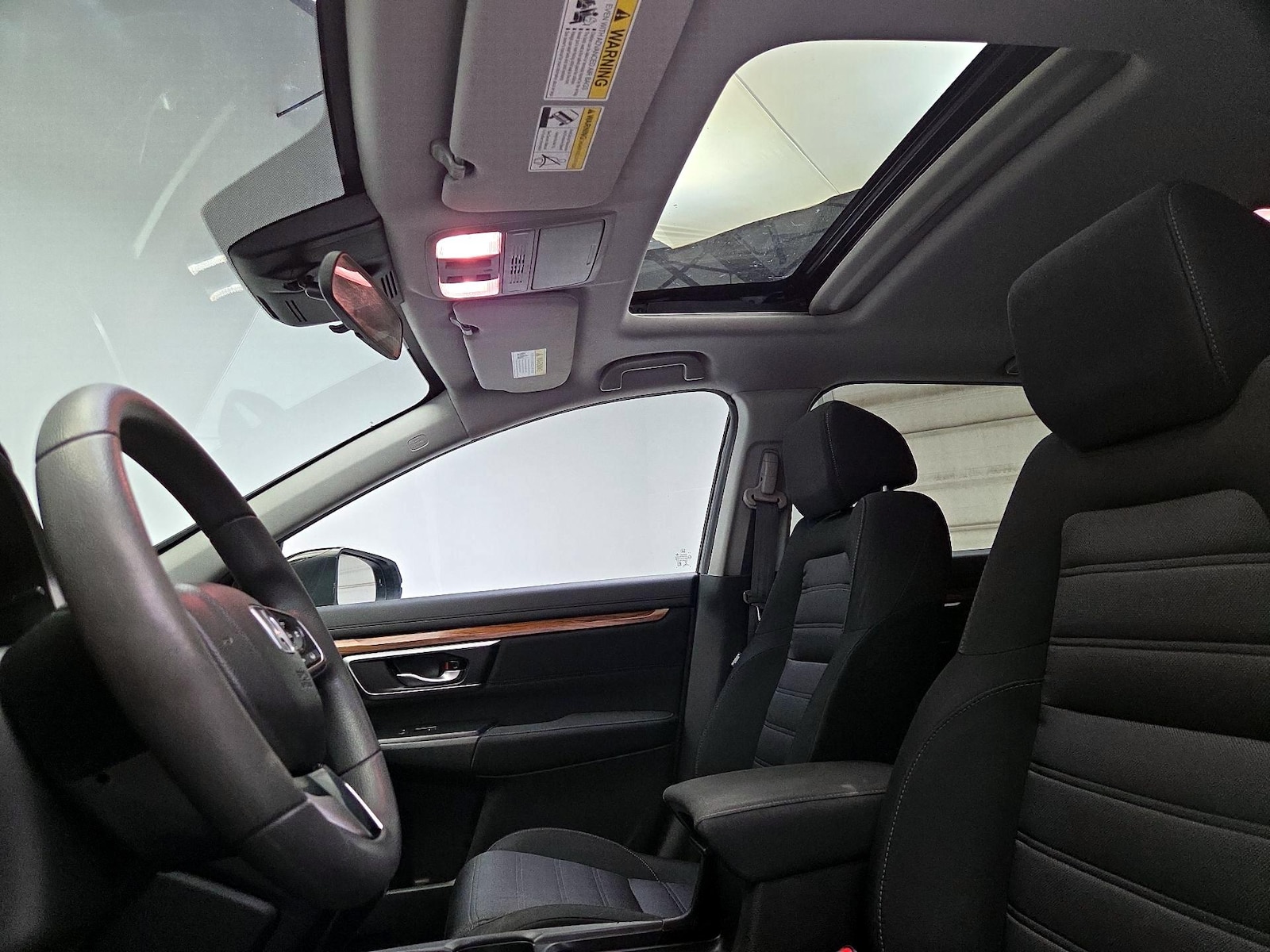 Sunroof(s) & Overhead Airbags