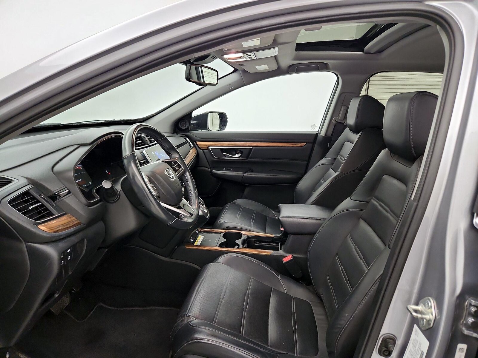 Sunroof(s) & Overhead Airbags