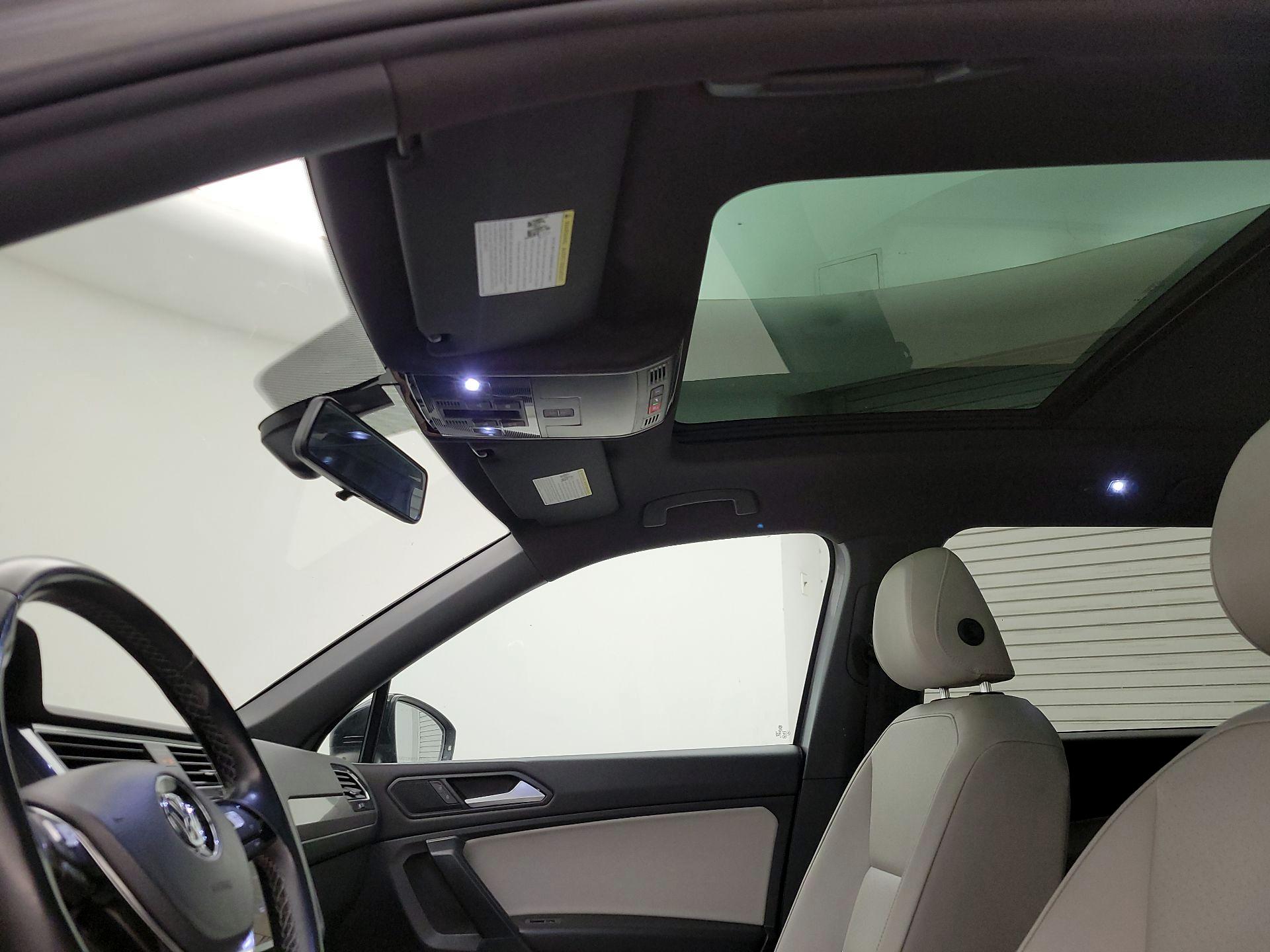 Thumbnail: 2021 Volkswagen Tiguan - 19