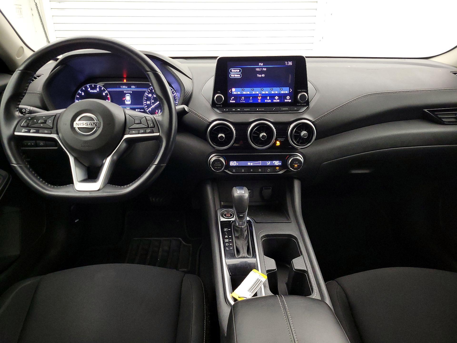 Thumbnail: 2017 Nissan Sentra - 9