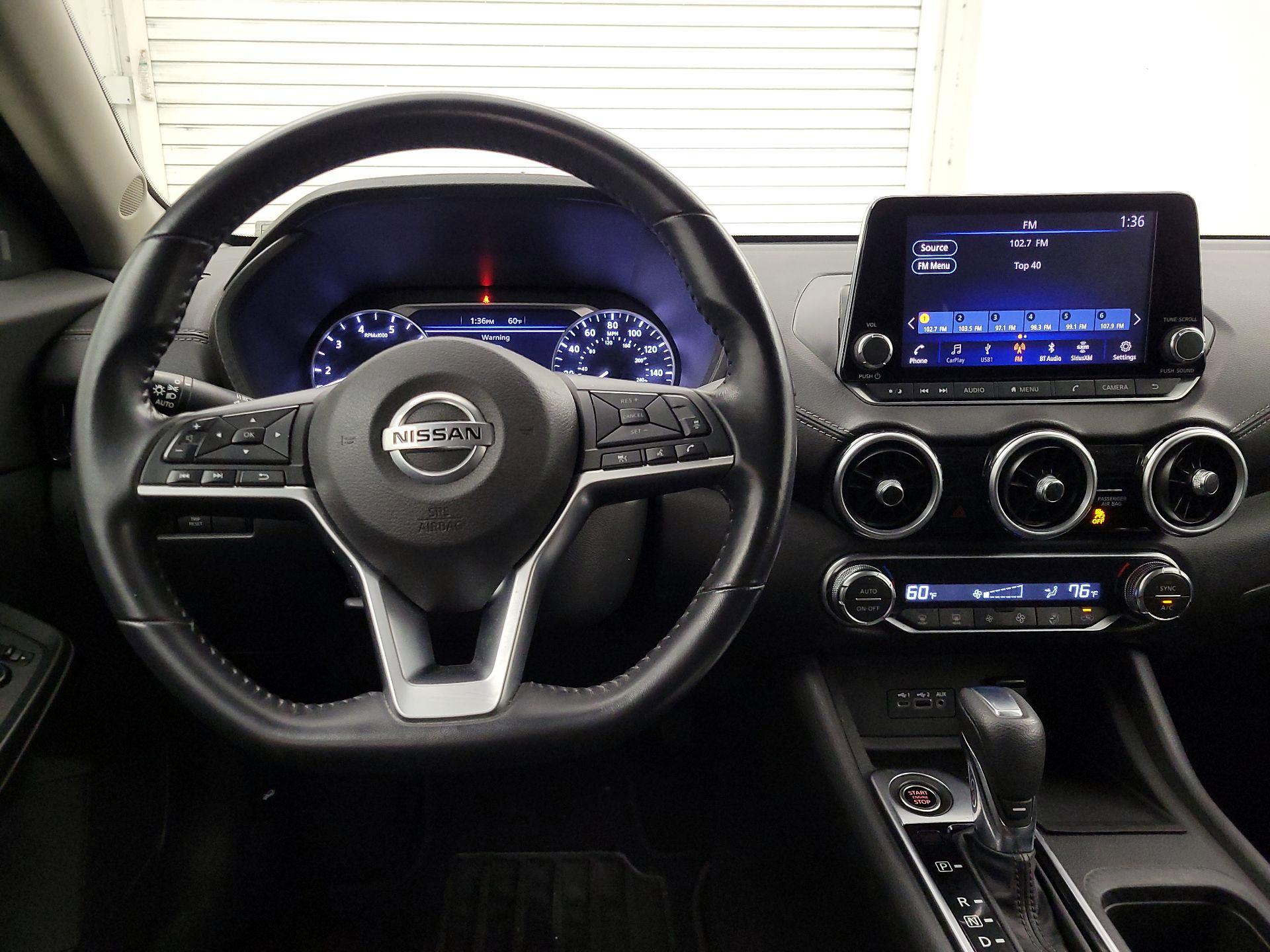 Thumbnail: 2017 Nissan Sentra - 10