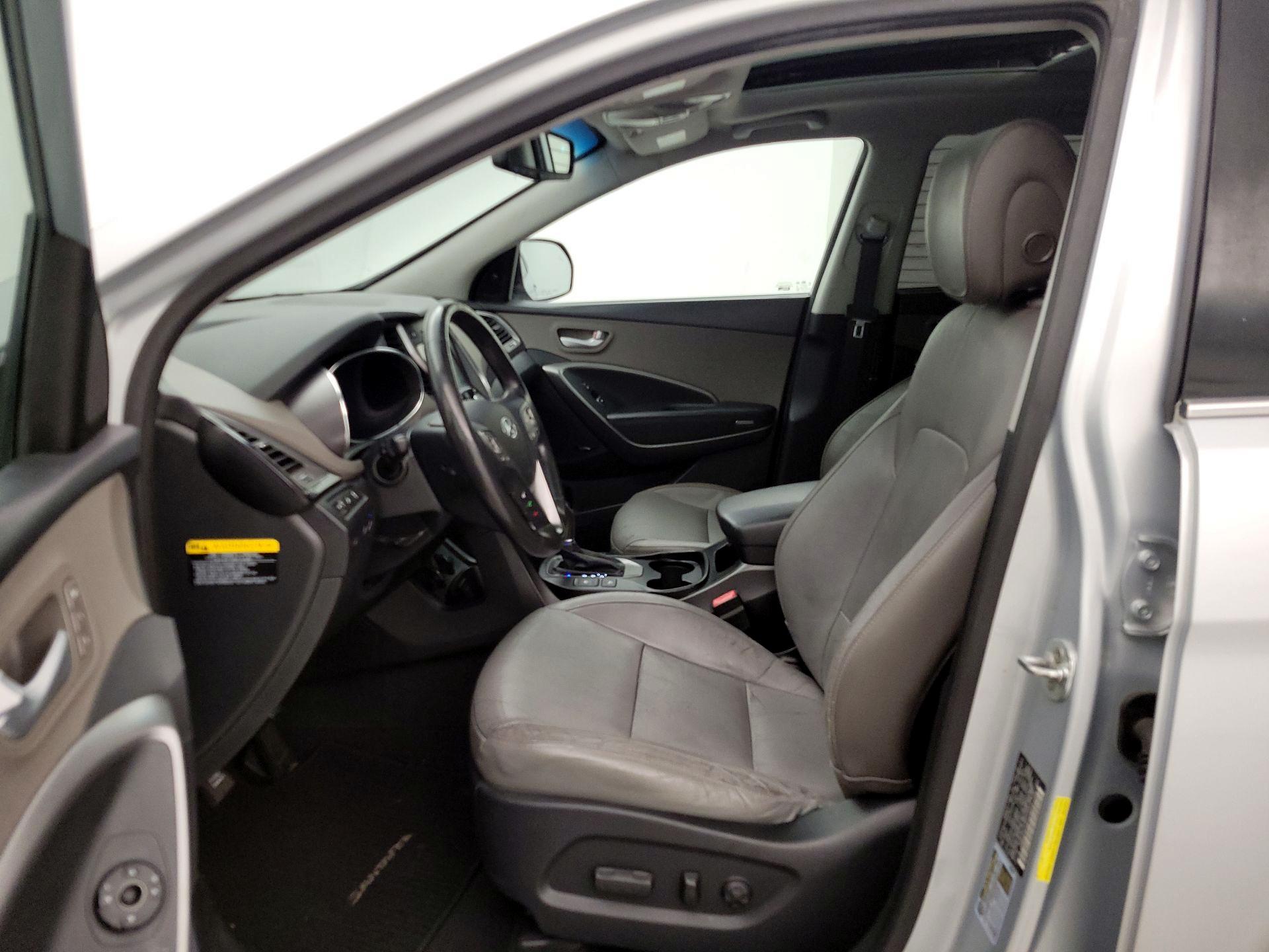 Thumbnail: 2015 Hyundai Santa Fe - 11