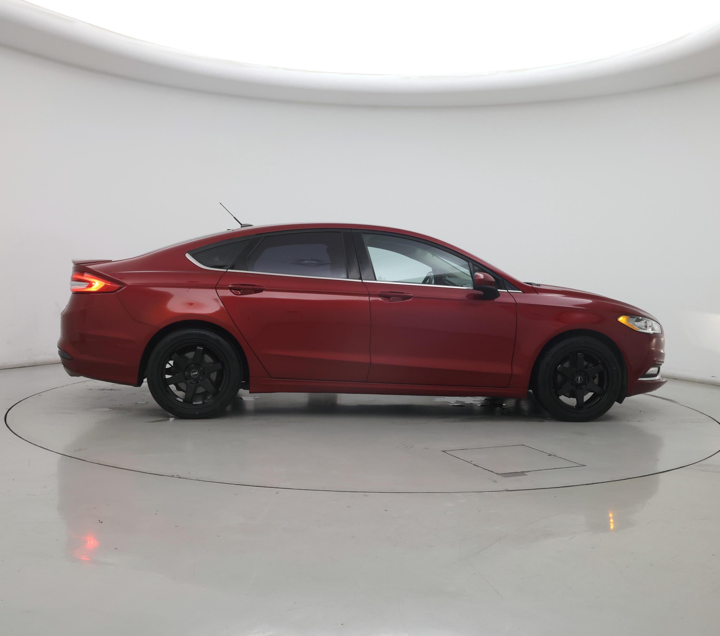 Thumbnail: 2017 Ford Fusion - 7