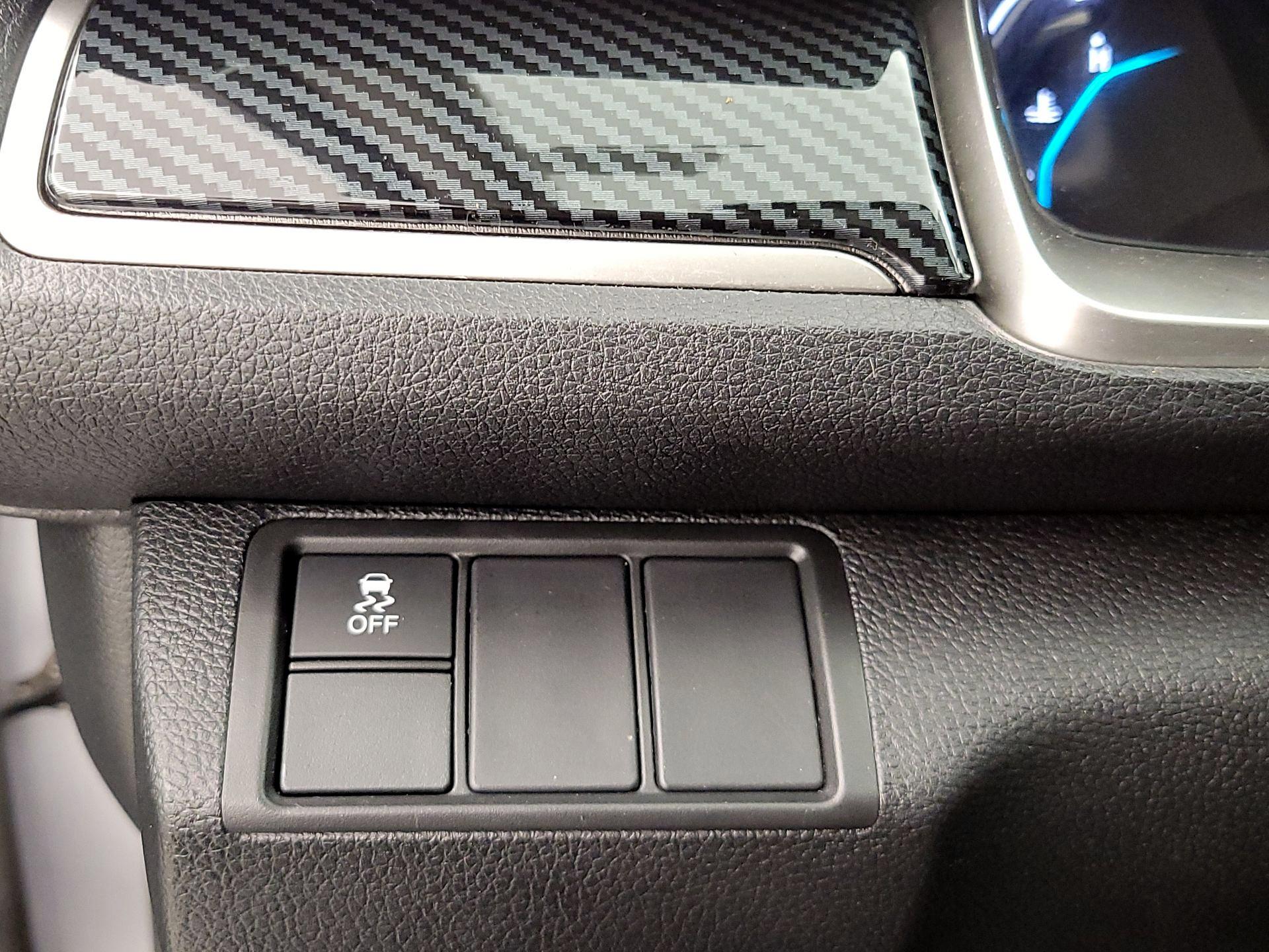 Thumbnail: 2016 Honda Civic - 13