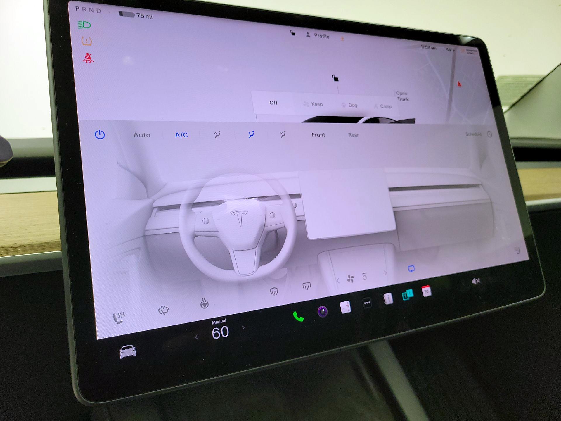 Thumbnail: 2022 Tesla Model 3 - 14