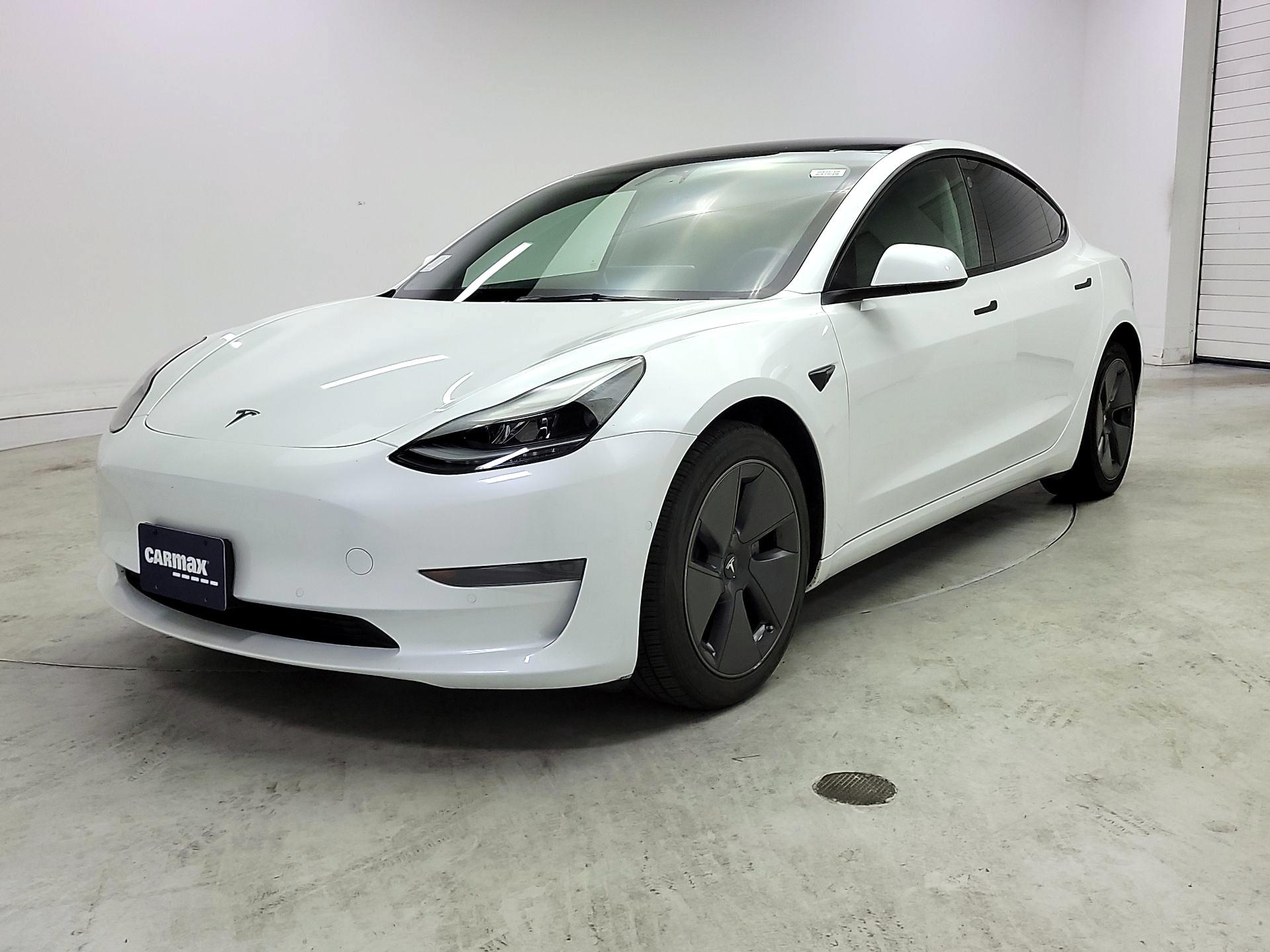 Thumbnail: 2022 Tesla Model 3 - 3
