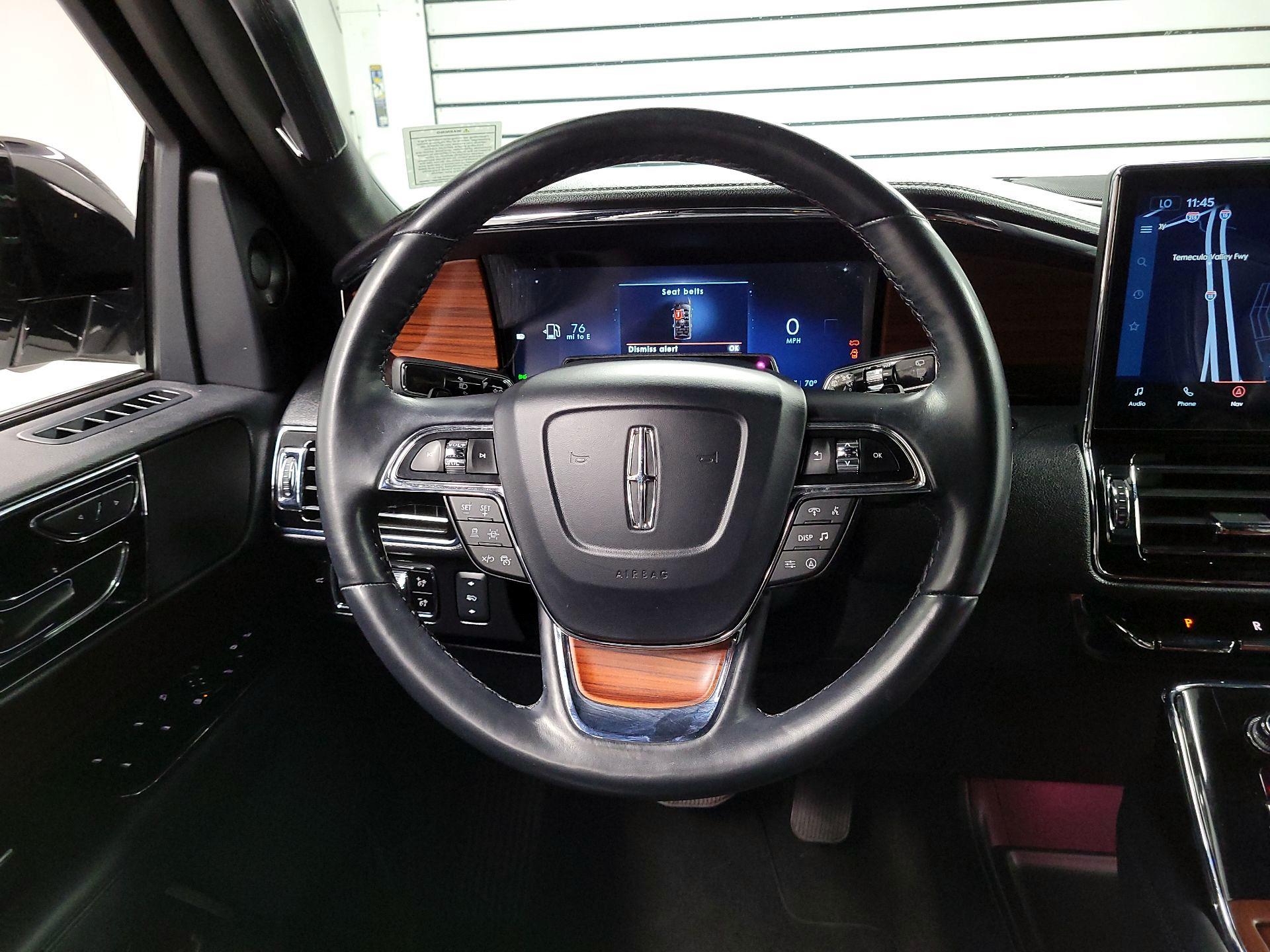 Thumbnail: 2024 Lincoln Navigator - 10
