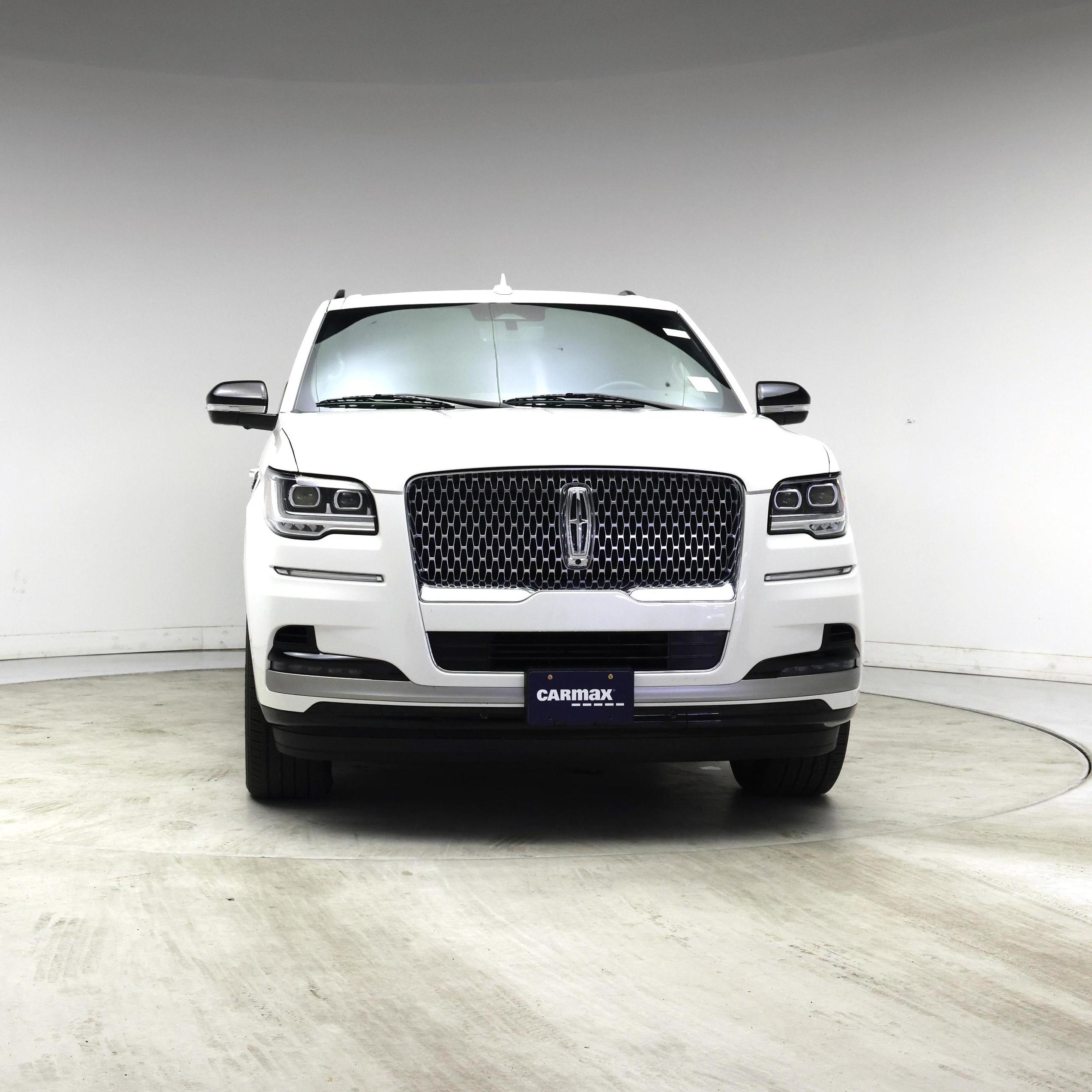 Thumbnail: 2024 Lincoln Navigator - 5