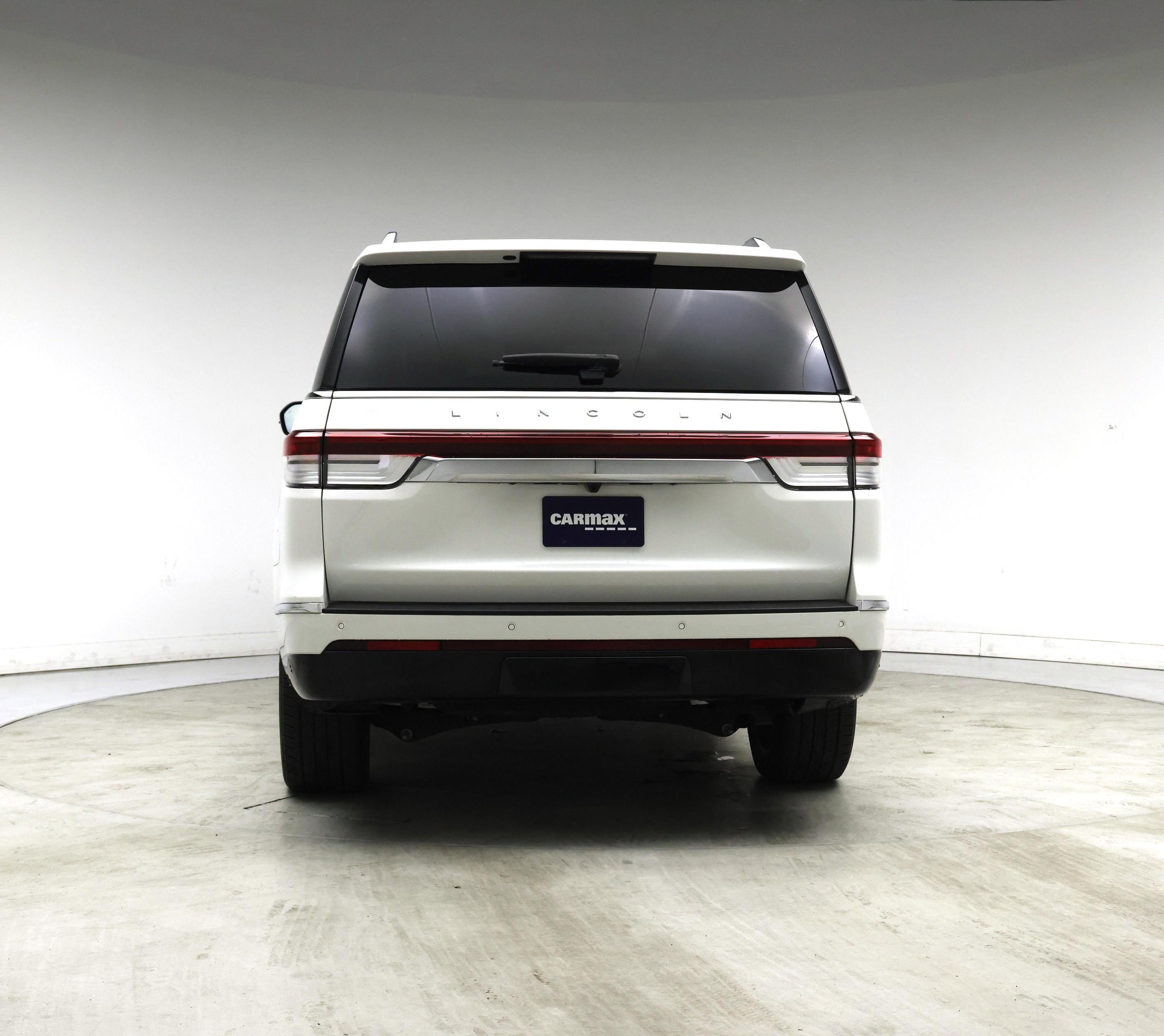 Thumbnail: 2024 Lincoln Navigator - 6