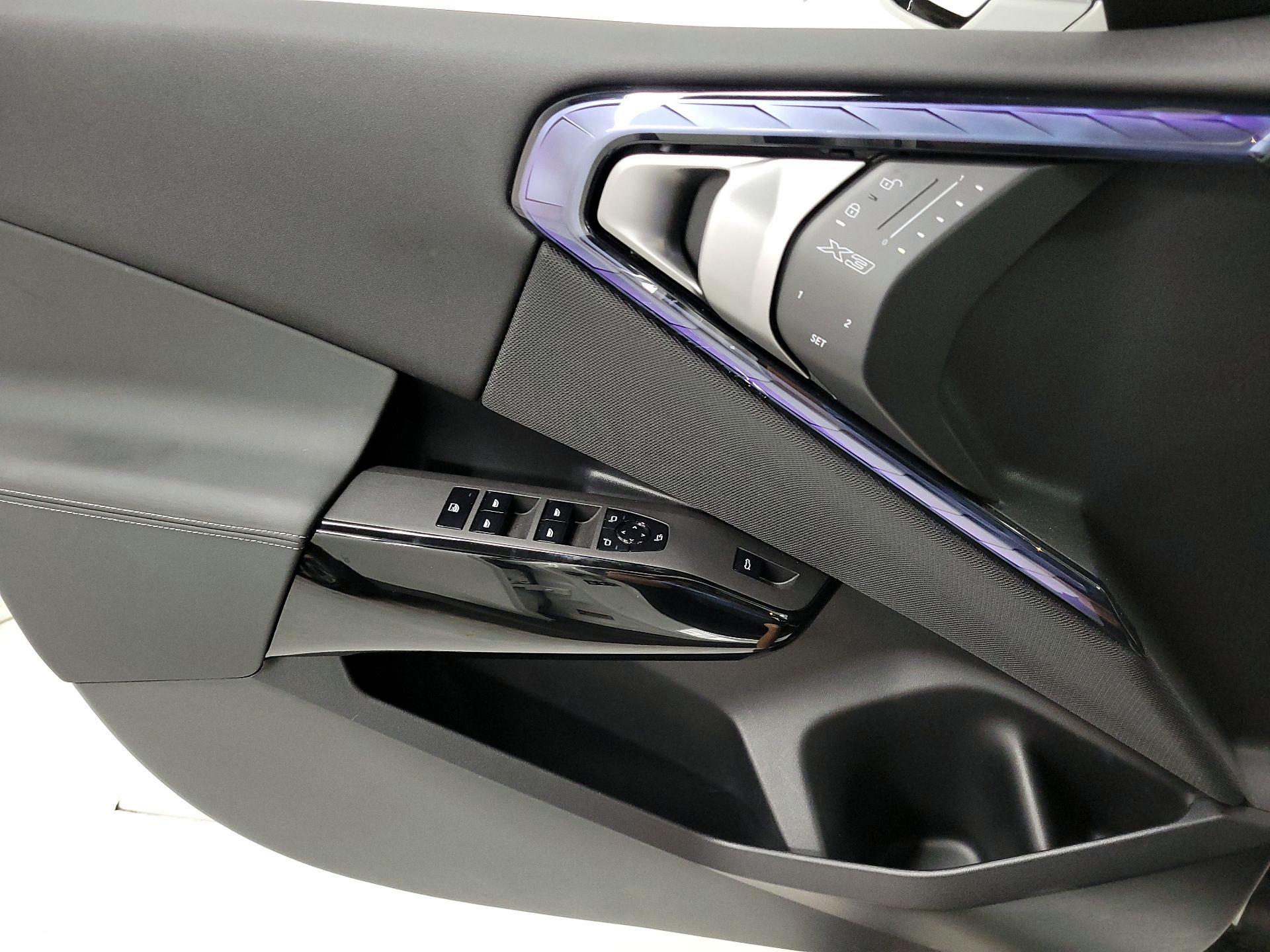 Thumbnail: 2026 BMW X3 - 12