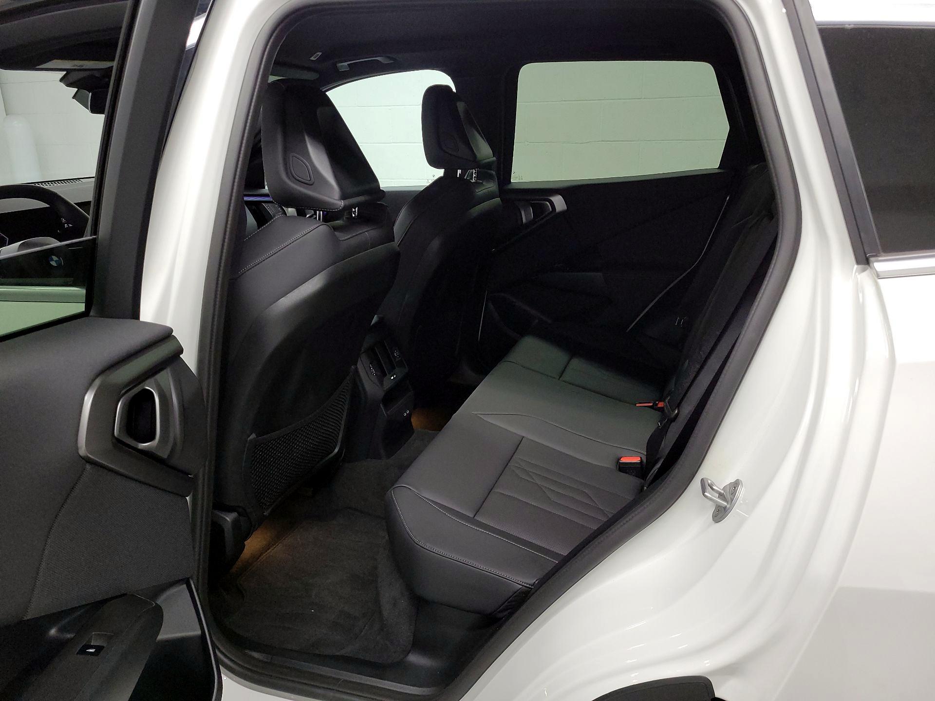 Thumbnail: 2026 BMW X3 - 18