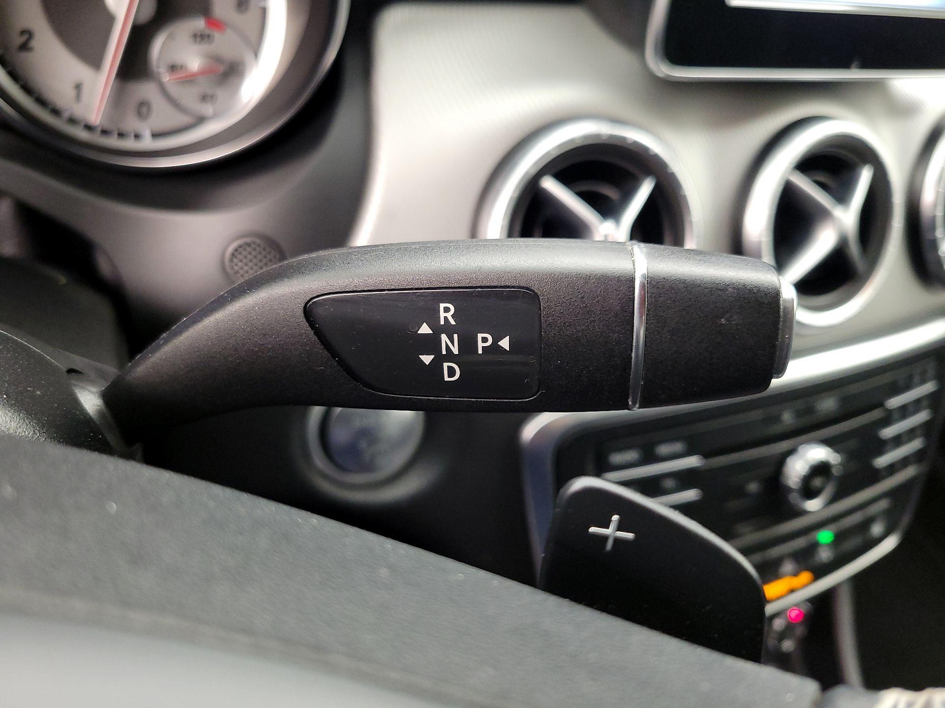 Thumbnail: 2016 Mercedes-Benz CLA - 17