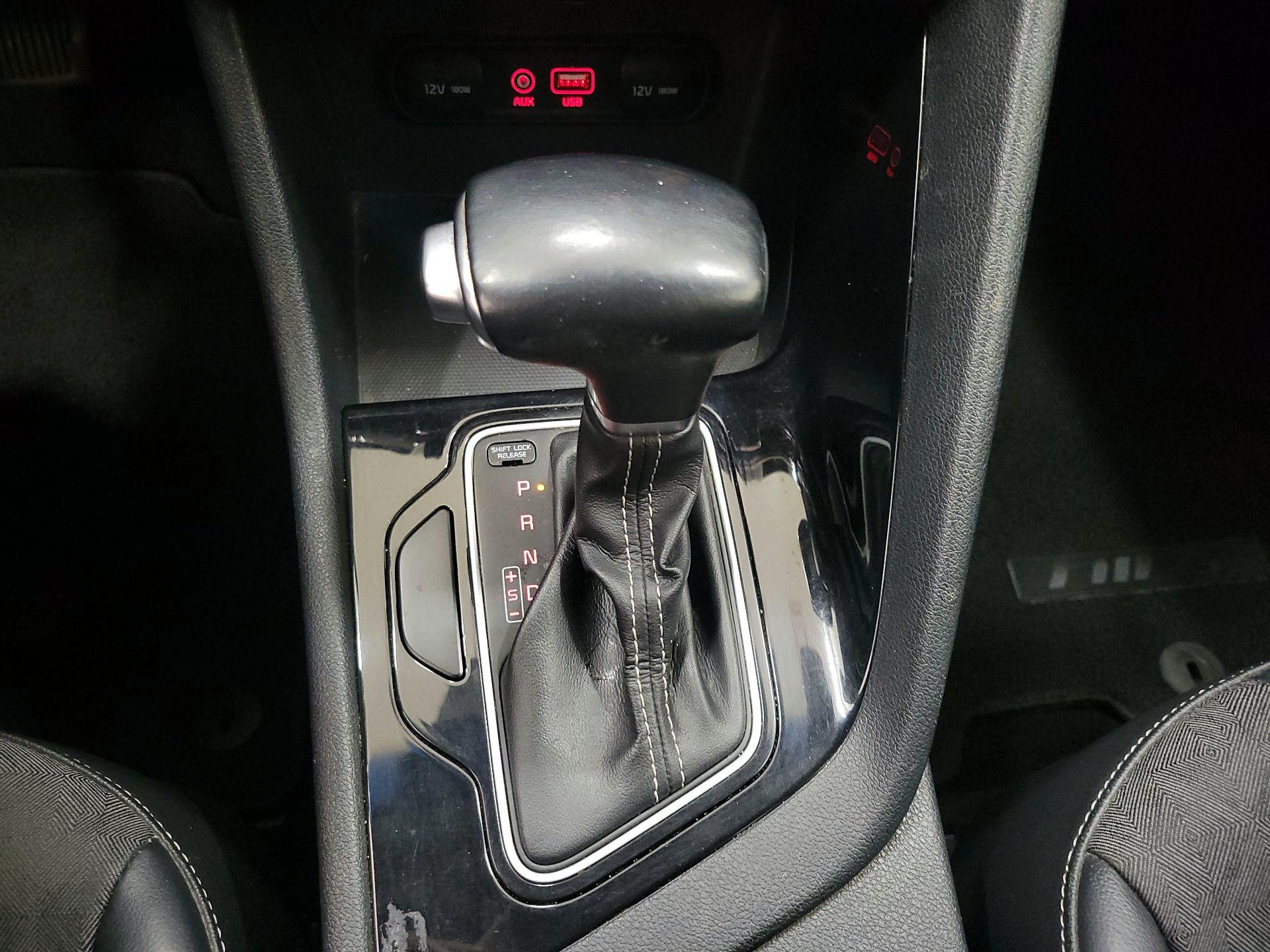 Thumbnail: 2019 Kia Niro - 17