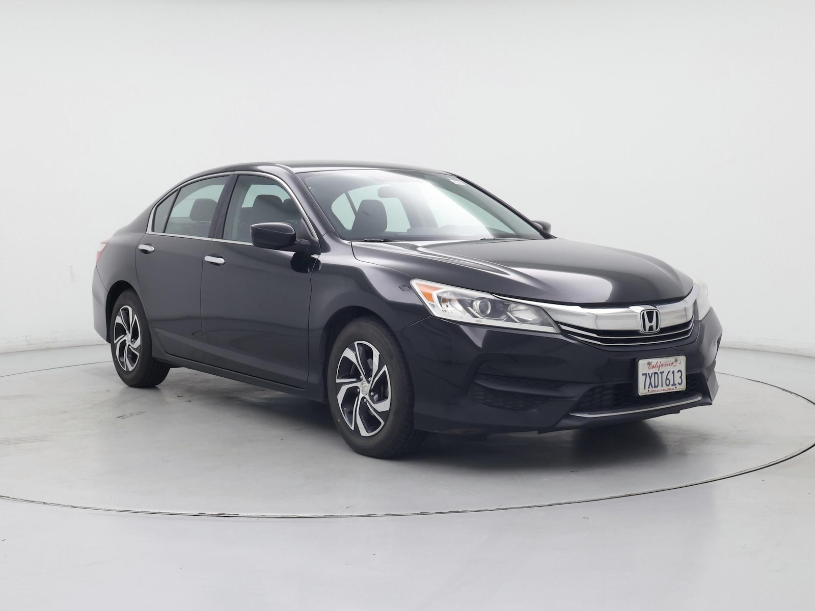 2017 Honda Accord LX - Photo 2