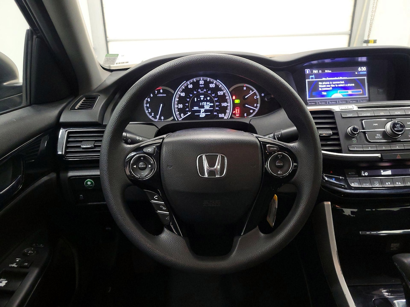 2017 Honda Accord LX - Photo 11