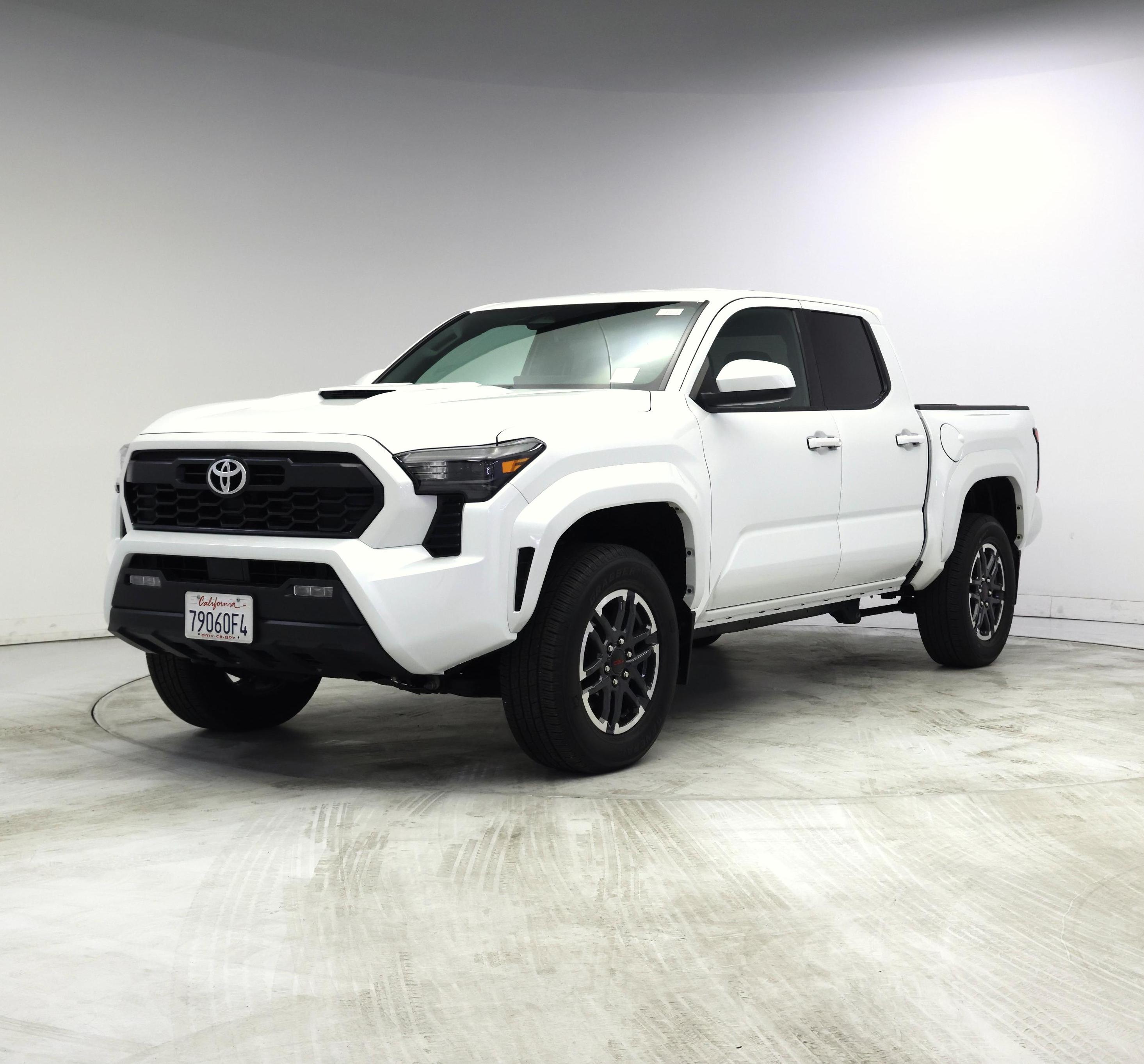 Thumbnail: 2025 Toyota Tacoma - 4