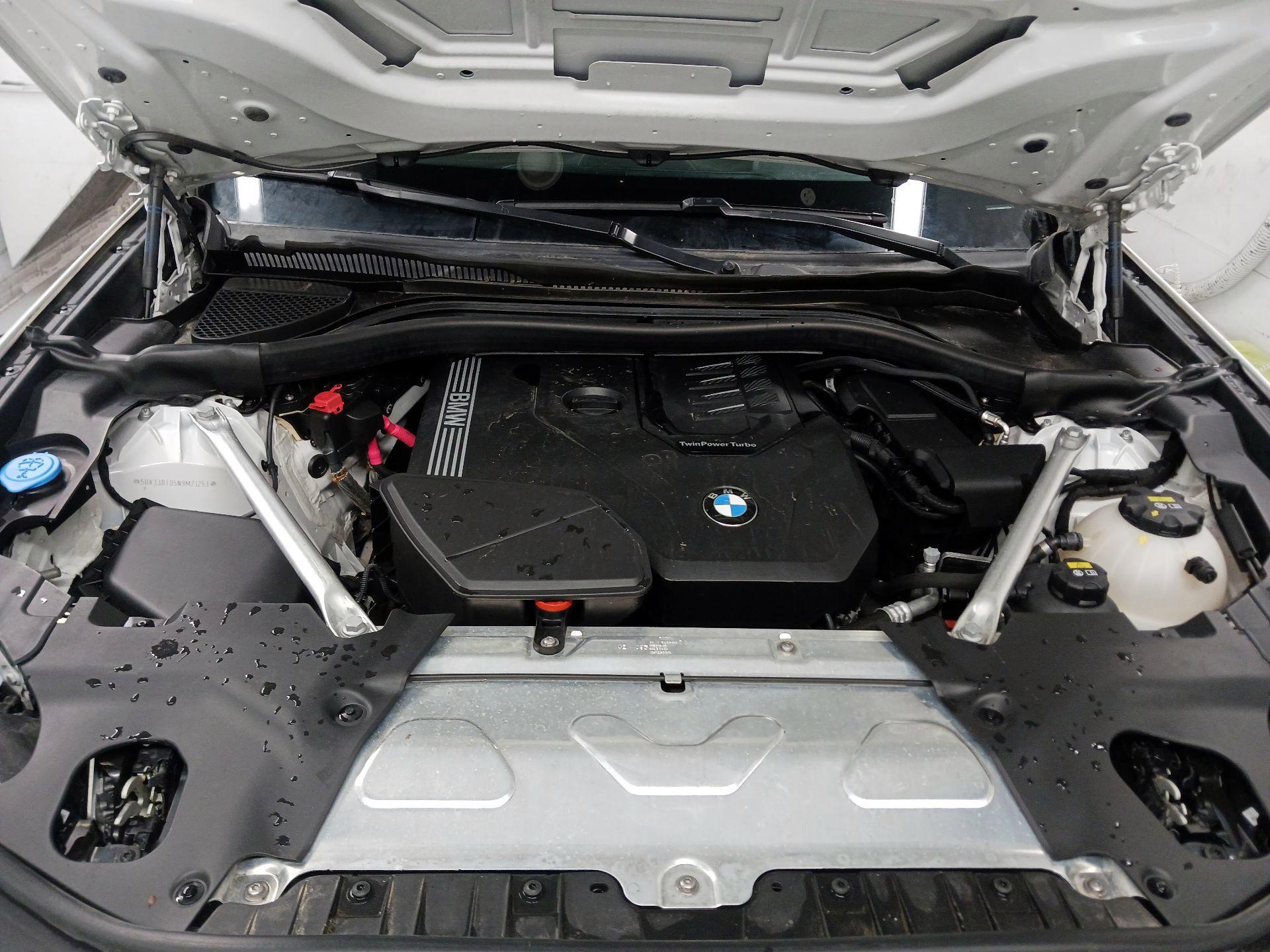 Thumbnail: 2022 BMW X4 - 17