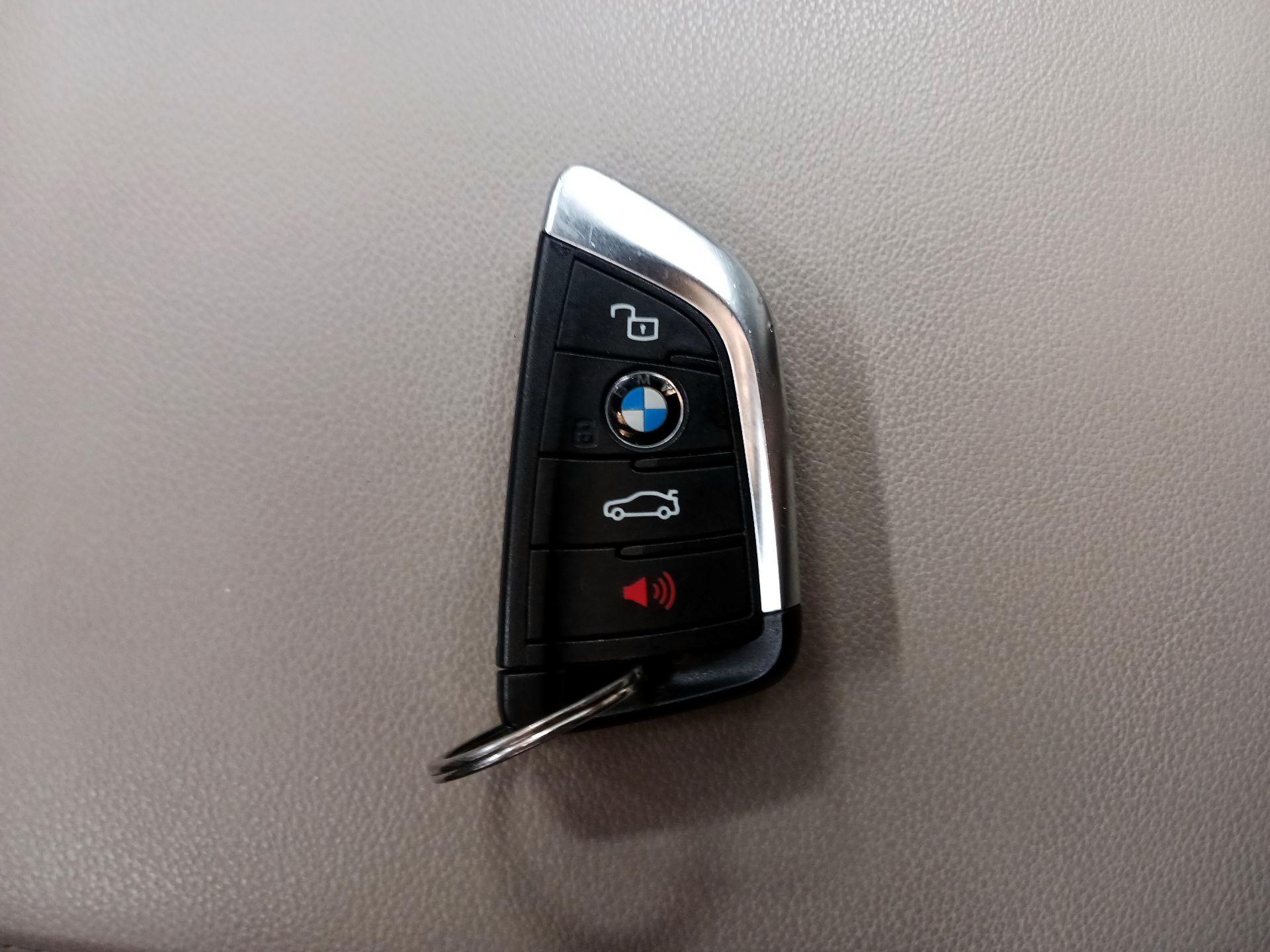 Thumbnail: 2022 BMW X4 - 18
