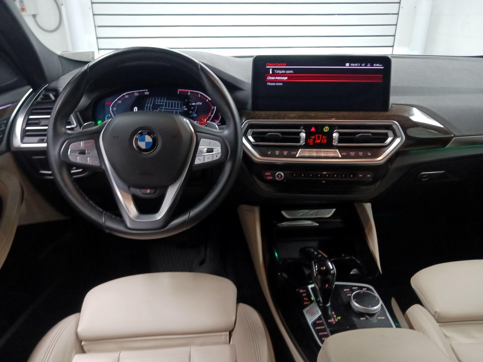 Thumbnail: 2022 BMW X4 - 8