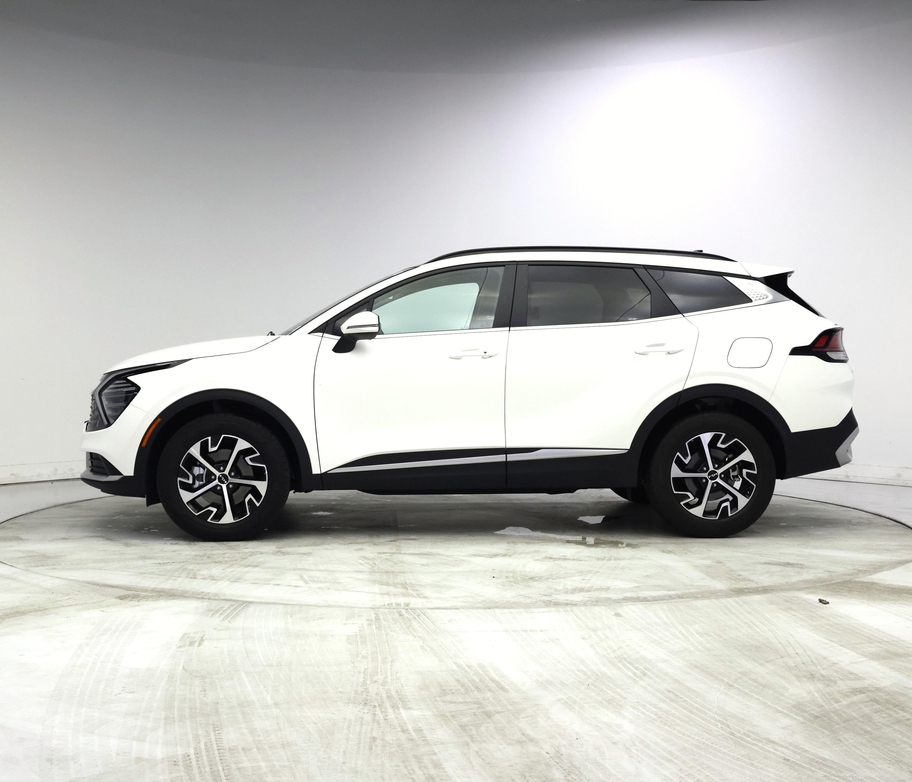 Thumbnail: 2025 Kia Sportage - 3