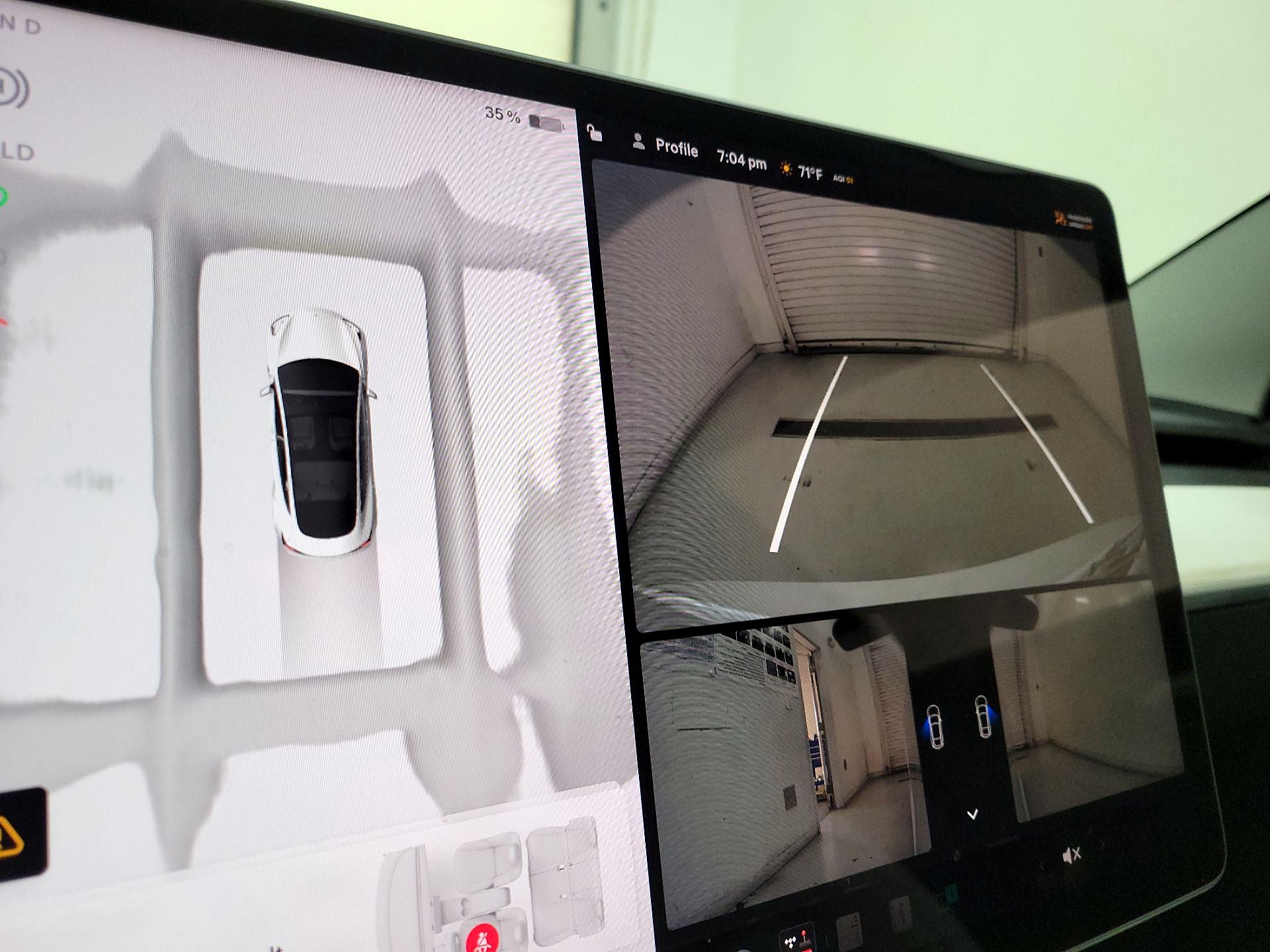Thumbnail: 2023 Tesla Model 3 - 14