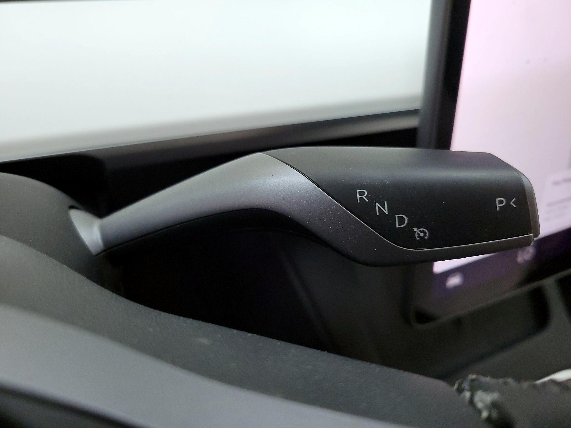 Thumbnail: 2023 Tesla Model 3 - 17