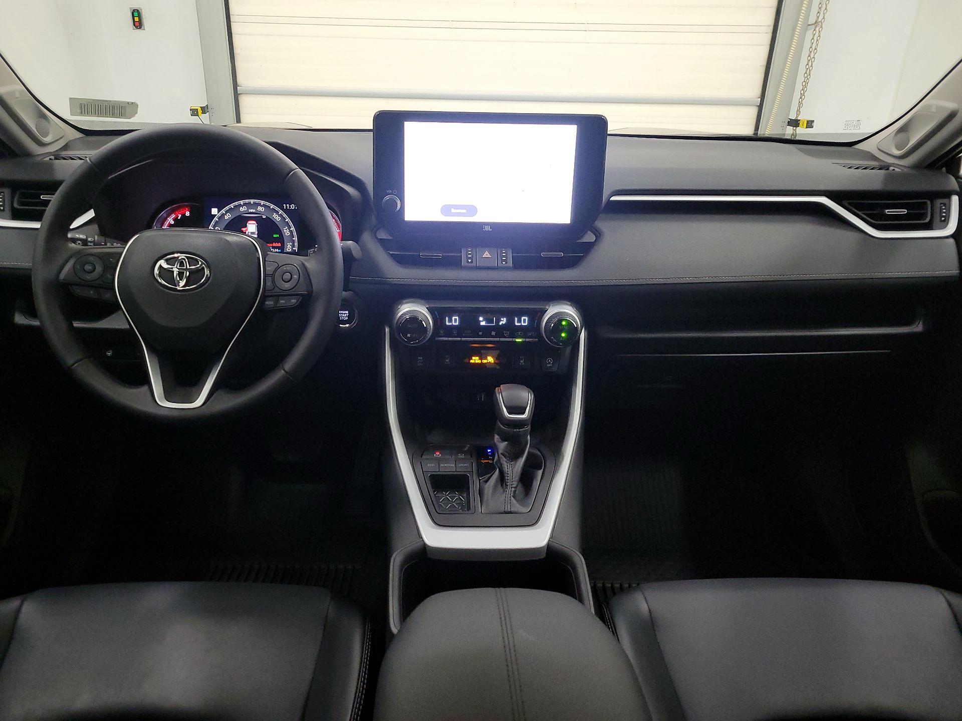 Thumbnail: 2023 Toyota RAV4 - 9