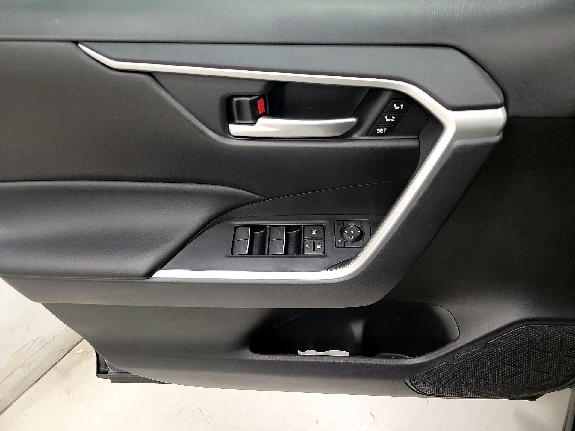 Thumbnail: 2023 Toyota RAV4 - 12